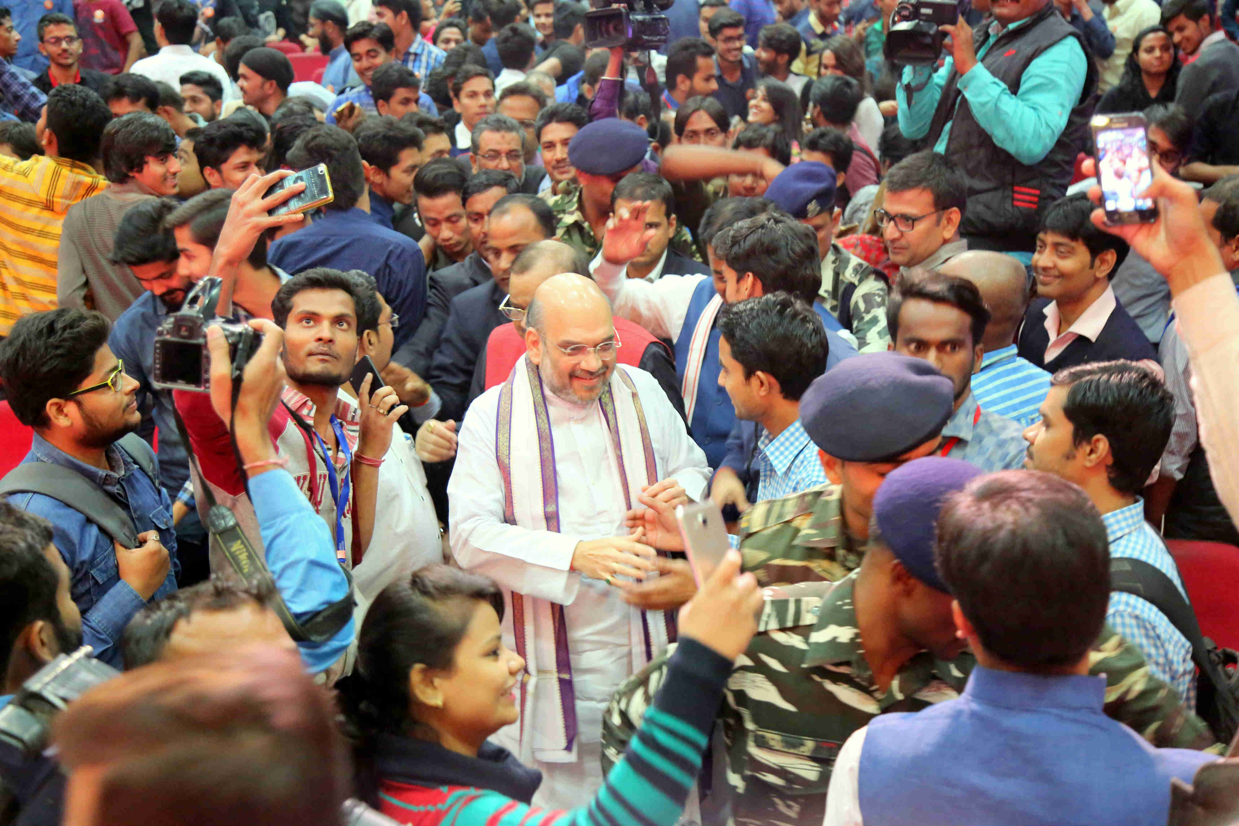 à¤­à¤¾à¤°à¤¤à¥€à¤¯ à¤œà¤¨à¤¤à¤¾ à¤ªà¤¾à¤°à¥à¤Ÿà¥€ à¤•à¥‡ à¤°à¤¾à¤·à¥à¤Ÿà¥à¤°à¥€à¤¯ à¤…à¤§à¥à¤¯à¤•à¥à¤· à¤¶à¥à¤°à¥€ à¤…à¤®à¤¿à¤¤ à¤¶à¤¾à¤¹ à¤¦à¥à¤µà¤¾à¤°à¤¾ à¤²à¤–à¤¨à¤Š (à¤‰à¤¤à¥à¤¤à¤° à¤ªà¥à¤°à¤¦à¥‡à¤¶) à¤®à¥‡à¤‚ à¤†à¤¯à¥‹à¤œà¤¿à¤¤ à¤Ÿà¤¾à¤‰à¤¨à¤¹à¥‰à¤² à¤•à¤¾à¤°à¥à¤¯à¤•à¥à¤°à¤® à¤®à¥‡à¤‚ à¤¦à¤¿à¤ à¤—à¤ à¤‰à¤¦à¥à¤¬à¥‹à¤§à¤¨ à¤•à¥‡ à¤®à¥à¤–à¥à¤¯ à¤¬à¤¿à¤‚à¤¦à¥