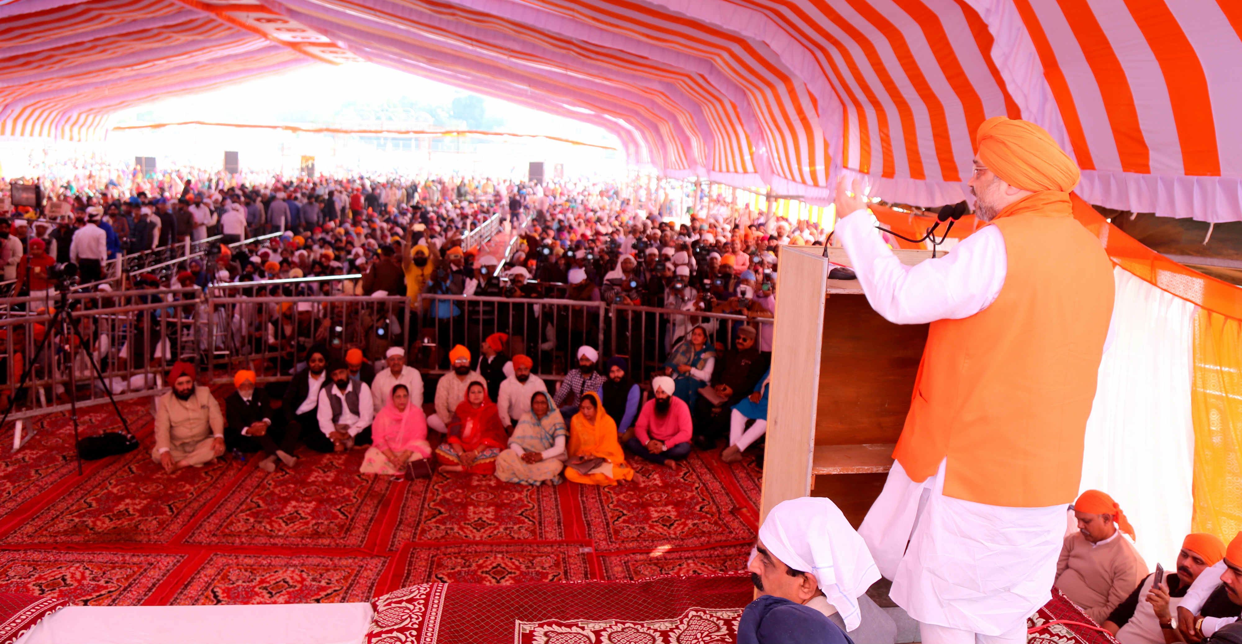 à¤­à¤¾à¤°à¤¤à¥€à¤¯ à¤œà¤¨à¤¤à¤¾ à¤ªà¤¾à¤°à¥à¤Ÿà¥€ à¤•à¥‡ à¤°à¤¾à¤·à¥à¤Ÿà¥à¤°à¥€à¤¯ à¤…à¤§à¥à¤¯à¤•à¥à¤· à¤¶à¥à¤°à¥€ à¤…à¤®à¤¿à¤¤ à¤¶à¤¾à¤¹ à¤¦à¥à¤µà¤¾à¤°à¤¾ à¤œà¤¬à¤²à¤ªà¥à¤° (à¤®à¤§à¥à¤¯ à¤ªà¥à¤°à¤¦à¥‡à¤¶) à¤®à¥‡à¤‚ à¤†à¤¯à¥‹à¤œà¤¿à¤¤ à¤—à¥à¤°à¥ à¤—à¥‹à¤¬à¤¿à¤‚à¤¦ à¤¸à¤¿à¤‚à¤¹ à¤œà¥€ à¤•à¥‡ 350à¤µà¥‡à¤‚ à¤ªà¥à¤°à¤•à¤¾à¤¶ à¤‰à¤¤à¥à¤¸à¤µ à¤ªà¤° à¤¦à¤¿à¤ à¤—à¤ à¤‰à¤¦à¥à¤¬à¥‹à¤§à¤¨ à¤•à¥‡ à¤®à¥à¤–à¥à¤¯ à¤¬à¤¿à¤‚à¤¦à¥