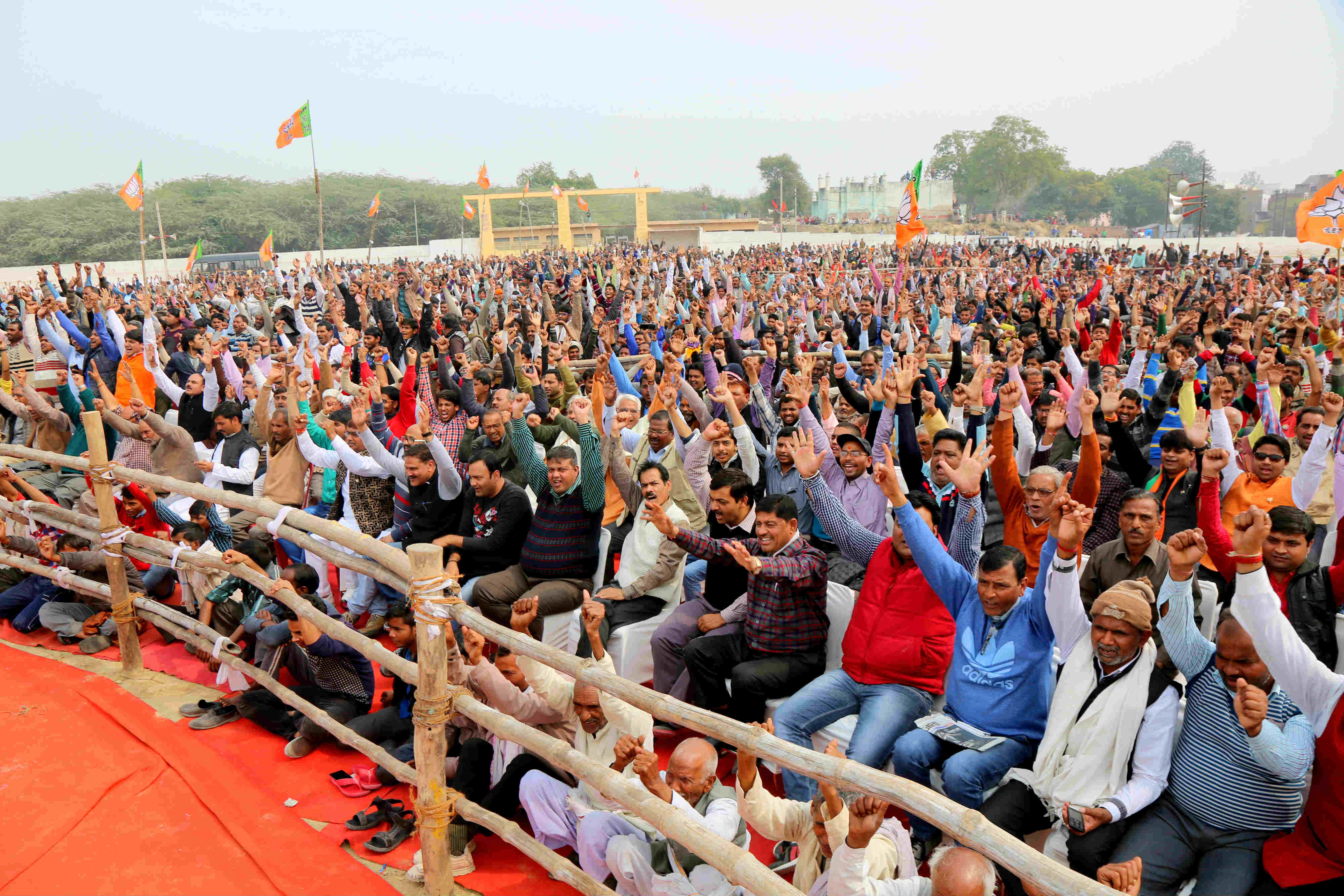 à¤­à¤¾à¤°à¤¤à¥€à¤¯ à¤œà¤¨à¤¤à¤¾ à¤ªà¤¾à¤°à¥à¤Ÿà¥€ à¤•à¥‡ à¤°à¤¾à¤·à¥à¤Ÿà¥à¤°à¥€à¤¯ à¤…à¤§à¥à¤¯à¤•à¥à¤· à¤¶à¥à¤°à¥€ à¤…à¤®à¤¿à¤¤ à¤¶à¤¾à¤¹ à¤¦à¥à¤µà¤¾à¤°à¤¾ à¤®à¤¥à¥à¤°à¤¾ (à¤‰à¤¤à¥à¤¤à¤° à¤ªà¥à¤°à¤¦à¥‡à¤¶) à¤®à¥‡à¤‚ à¤†à¤¯à¥‹à¤œà¤¿à¤¤ à¤°à¥ˆà¤²à¥€ à¤®à¥‡à¤‚ à¤¦à¤¿à¤ à¤—à¤ à¤‰à¤¦à¥à¤¬à¥‹à¤§à¤¨ à¤•à¥‡ à¤®à¥à¤–à¥à¤¯ à¤¬à¤¿à¤‚à¤¦à¥