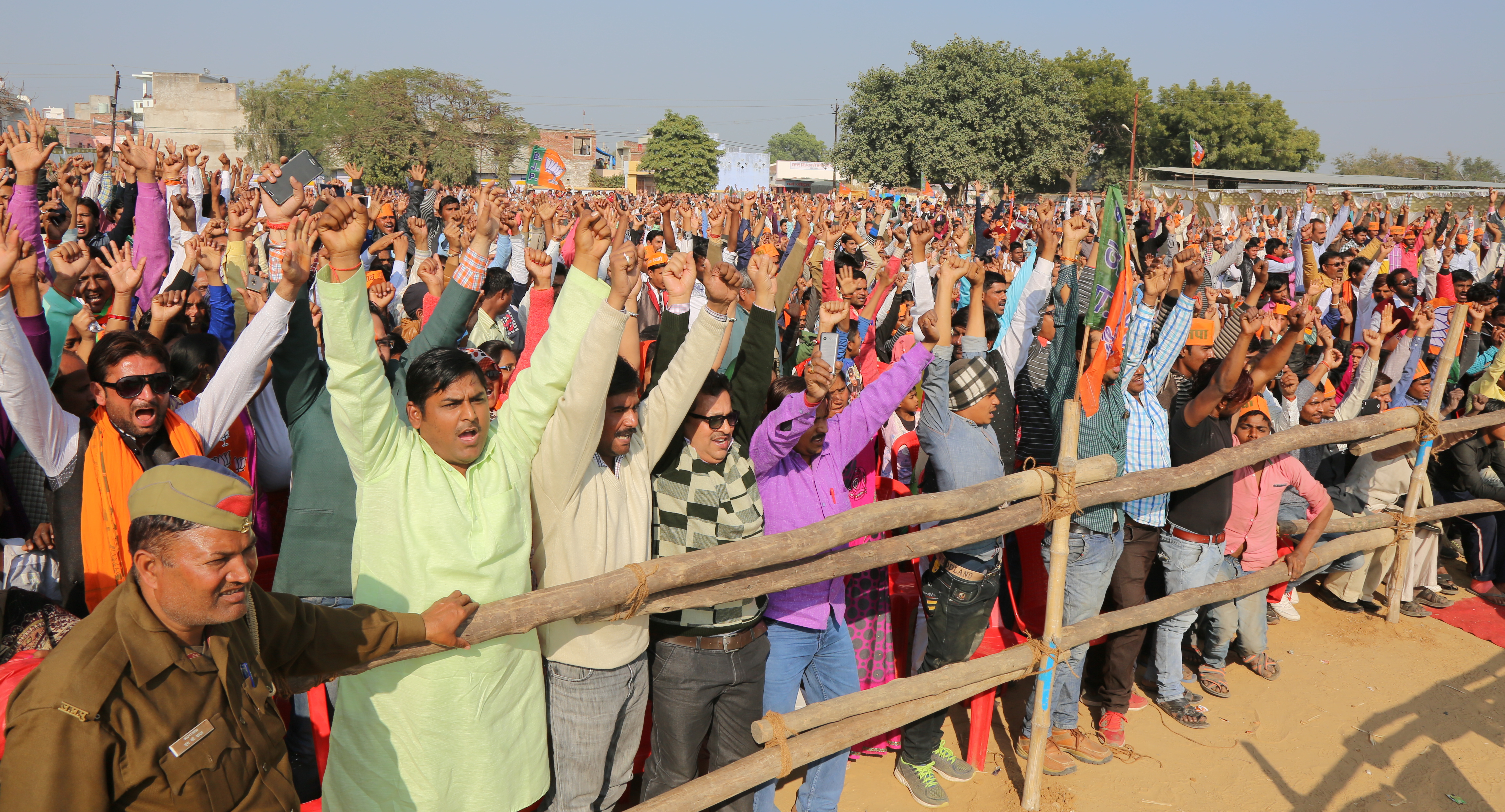 à¤­à¤¾à¤°à¤¤à¥€à¤¯ à¤œà¤¨à¤¤à¤¾ à¤ªà¤¾à¤°à¥à¤Ÿà¥€ à¤•à¥‡ à¤°à¤¾à¤·à¥à¤Ÿà¥à¤°à¥€à¤¯ à¤…à¤§à¥à¤¯à¤•à¥à¤· à¤¶à¥à¤°à¥€ à¤…à¤®à¤¿à¤¤ à¤¶à¤¾à¤¹ à¤¦à¥à¤µà¤¾à¤°à¤¾ à¤‰à¤¤à¥à¤¤à¤° à¤ªà¥à¤°à¤¦à¥‡à¤¶ à¤•à¥‡ à¤‡à¤Ÿà¤¾à¤µà¤¾ à¤®à¥‡à¤‚ à¤†à¤¯à¥‹à¤œà¤¿à¤¤ à¤°à¥ˆà¤²à¥€ à¤®à¥‡à¤‚ à¤¦à¤¿à¤ à¤—à¤ à¤‰à¤¦à¥à¤¬à¥‹à¤§à¤¨ à¤•à¥‡ à¤®à¥à¤–à¥à¤¯ à¤¬à¤¿à¤‚à¤¦à¥