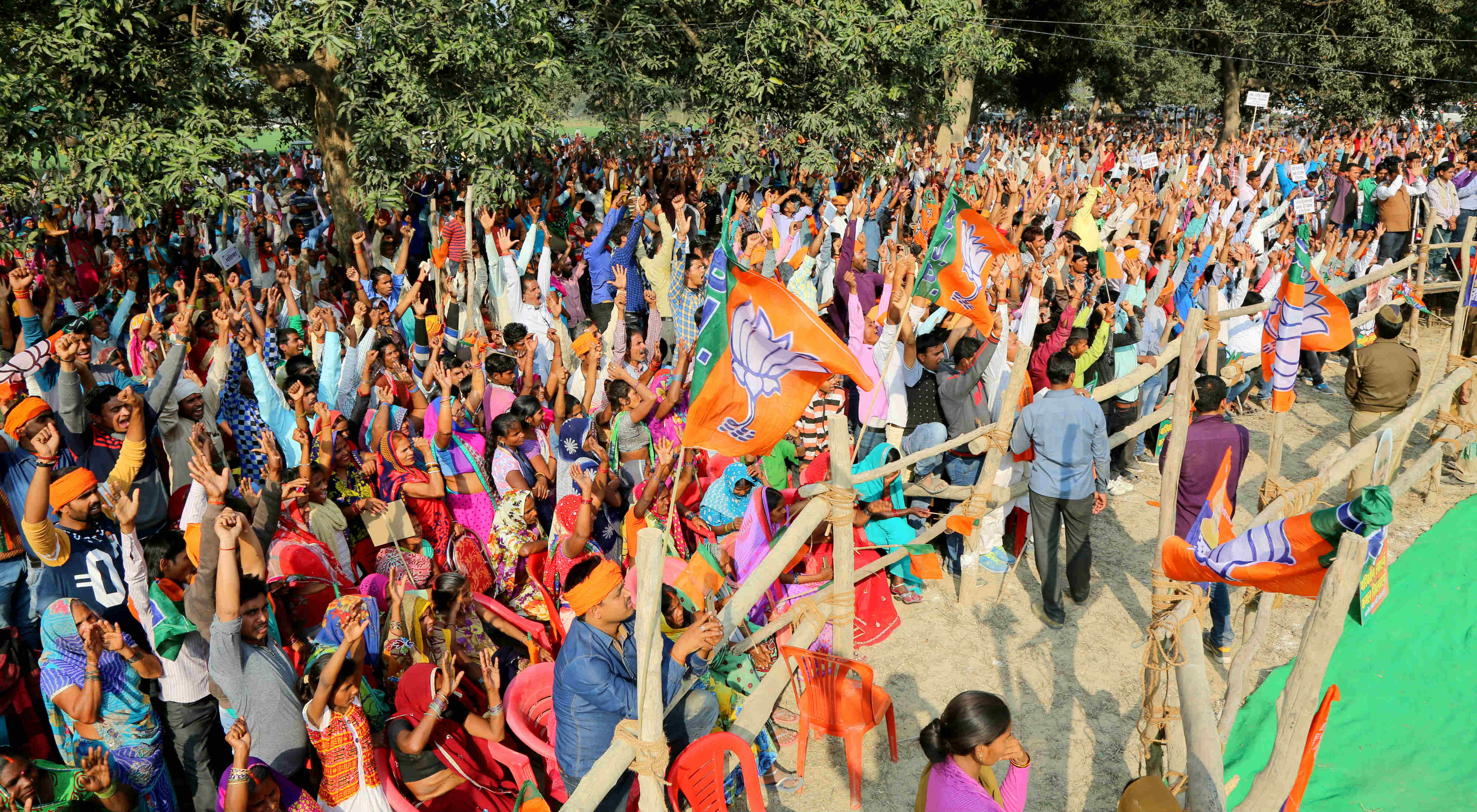 à¤­à¤¾à¤°à¤¤à¥€à¤¯ à¤œà¤¨à¤¤à¤¾ à¤ªà¤¾à¤°à¥à¤Ÿà¥€ à¤•à¥‡ à¤°à¤¾à¤·à¥à¤Ÿà¥à¤°à¥€à¤¯ à¤…à¤§à¥à¤¯à¤•à¥à¤· à¤¶à¥à¤°à¥€ à¤…à¤®à¤¿à¤¤ à¤¶à¤¾à¤¹ à¤¦à¥à¤µà¤¾à¤°à¤¾ à¤‰à¤¤à¥à¤¤à¤° à¤ªà¥à¤°à¤¦à¥‡à¤¶ à¤•à¥‡ à¤¬à¤¸à¥à¤¤à¥€, à¤…à¤‚à¤¬à¥‡à¤¡à¤•à¤° à¤¨à¤—à¤° à¤”à¤° à¤¸à¥à¤²à¥à¤¤à¤¾à¤¨à¤ªà¥à¤° à¤¸à¤¦à¤° à¤®à¥‡à¤‚ à¤†à¤¯à¥‹à¤œà¤¿à¤¤ à¤œà¤¨-à¤¸à¤­à¤¾à¤“à¤‚ à¤®à¥‡à¤‚ à¤¦à¤¿à¤ à¤—à¤ à¤‰à¤¦à¥à¤¬à¥‹à¤§à¤¨ à¤•à¥‡ à¤®à¥à¤–à¥à¤¯ à¤¬à¤¿à¤‚à¤¦à¥