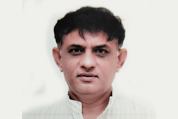 Shri Mahesh Kashwala