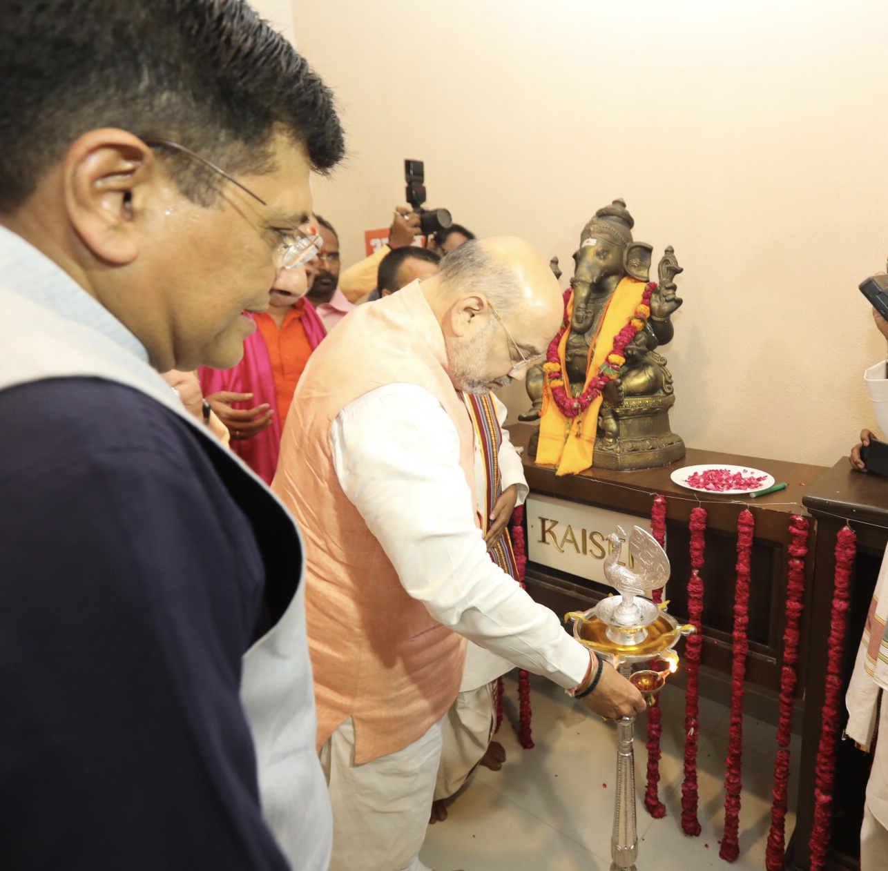 BJP National President Shri Amit Shah inaugurating Media Centre & addressing a press conference in Varanasi (Uttar Pradesh).