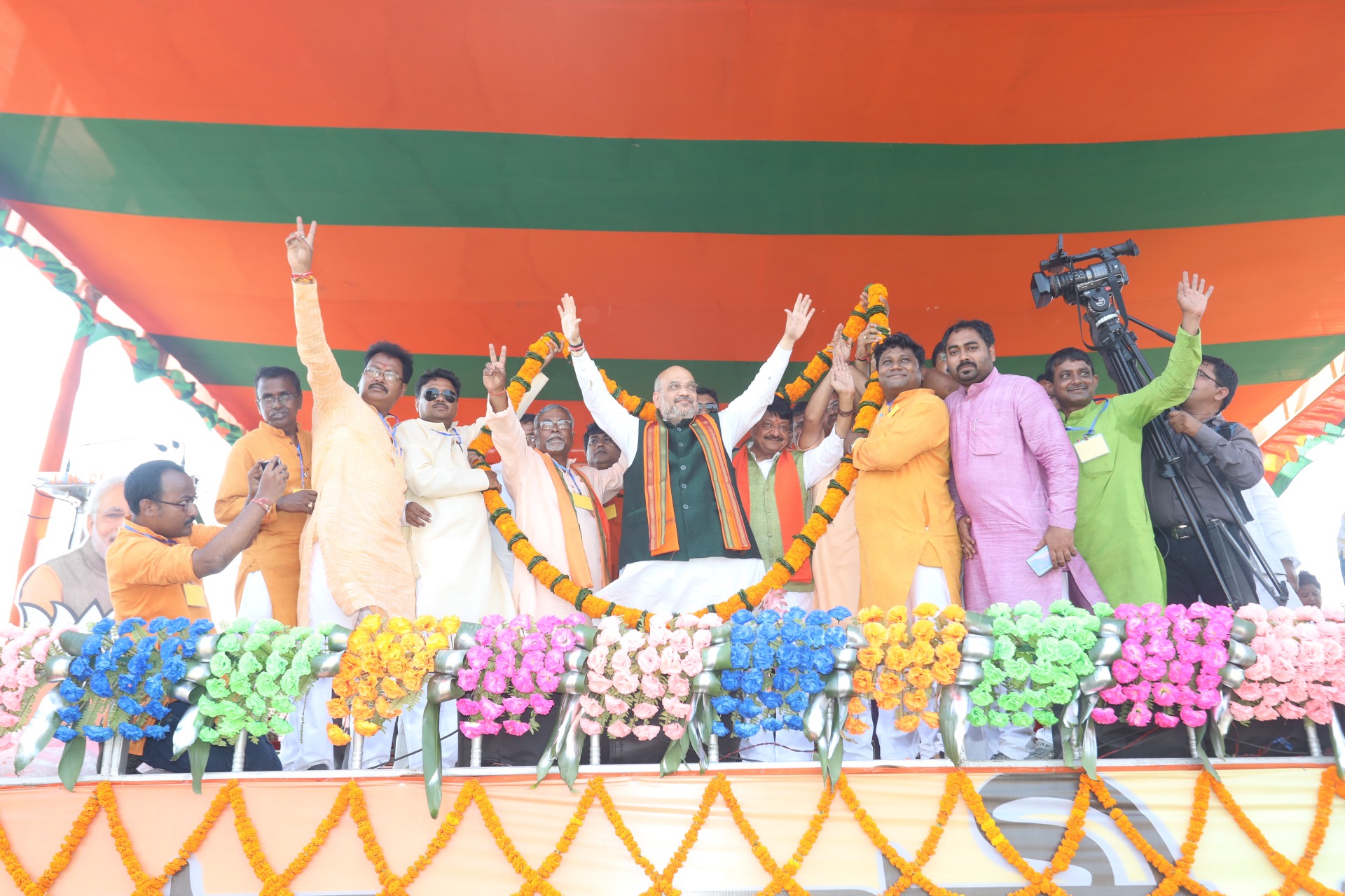  BJP National President Shri Amit Shah addressing a public meeting in Jalamath, Howrah (West Bengal).