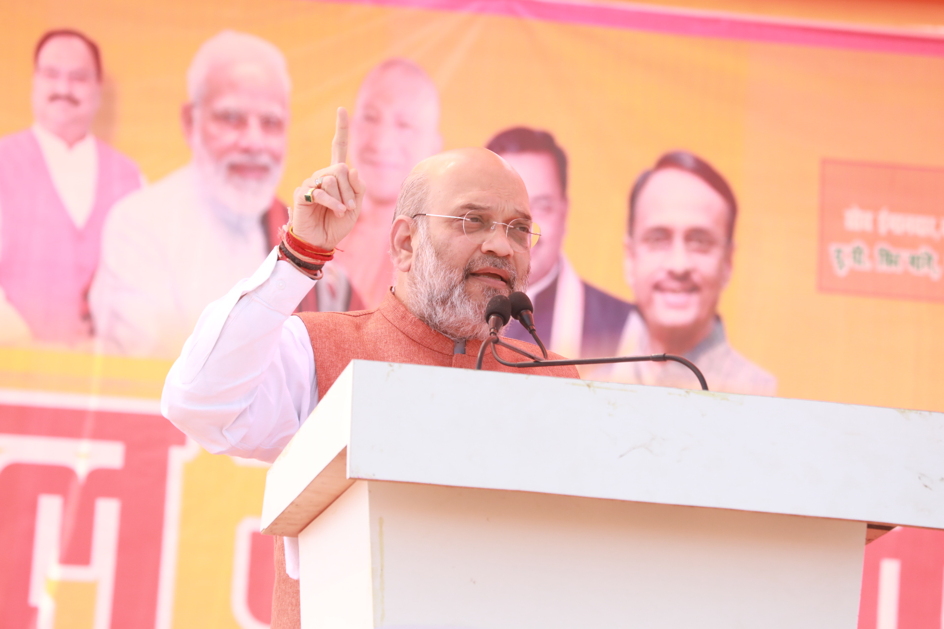 Hon'ble Union Home Minister and Minister of Cooperation Shri Amit Shah addressing a public meeting at Muhammadabad Gohna (Mau) in Uttar Pradesh