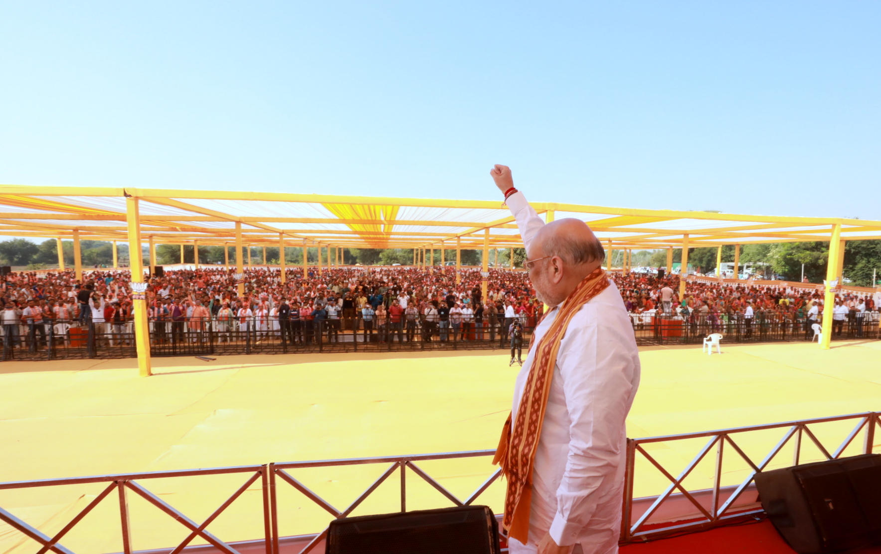 Hon'ble Union Home Minister and Minister of Cooperation Shri Amit Shah addressing Vijay Sankalp Rally in Mahudha, Kheda (Gujarat)