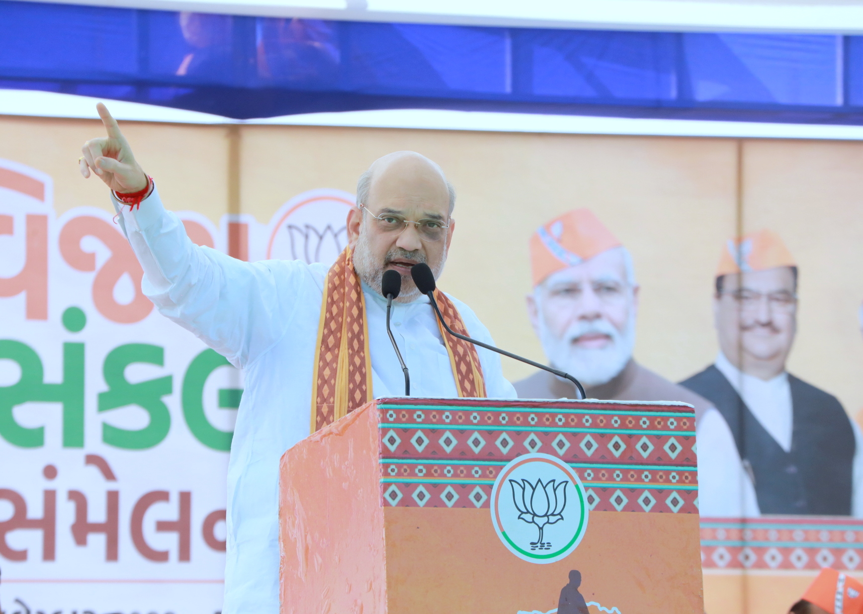 Hon'ble Union Home Minister and Minister of Cooperation Shri Amit Shah addressing Vijay Sankalp Rally in Jhalod, Dahod (Gujarat)