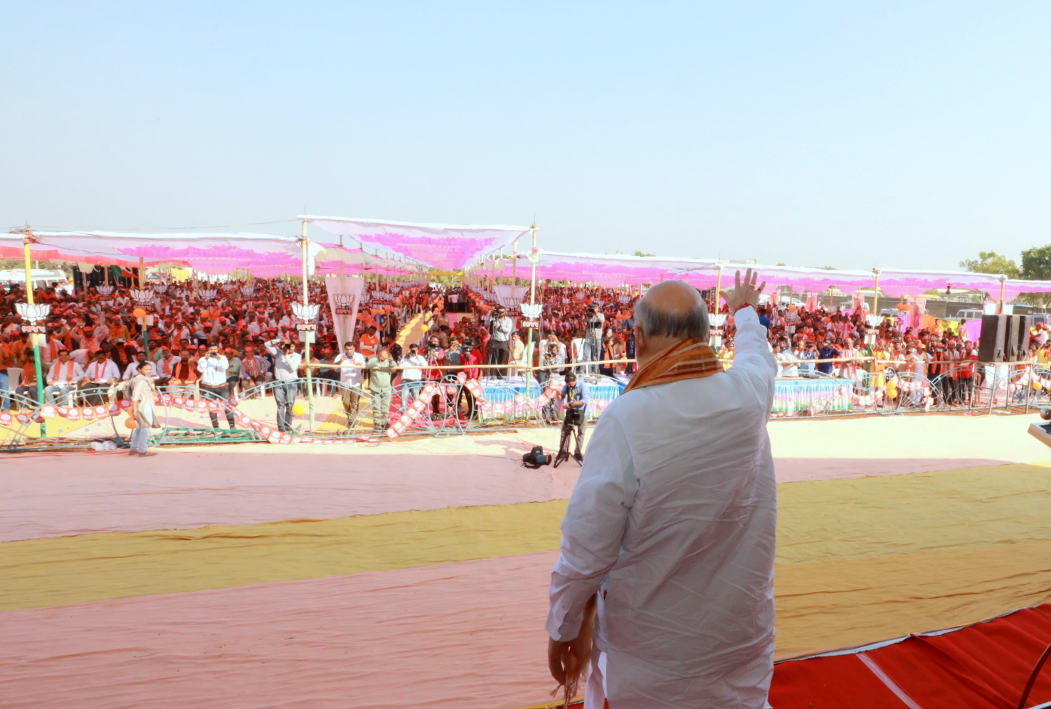 Hon'ble Union Home Minister and Minister of Cooperation Shri Amit Shah addressing Vijay Sankalp Rally in Talaja, Bhavnagar (Gujarat)