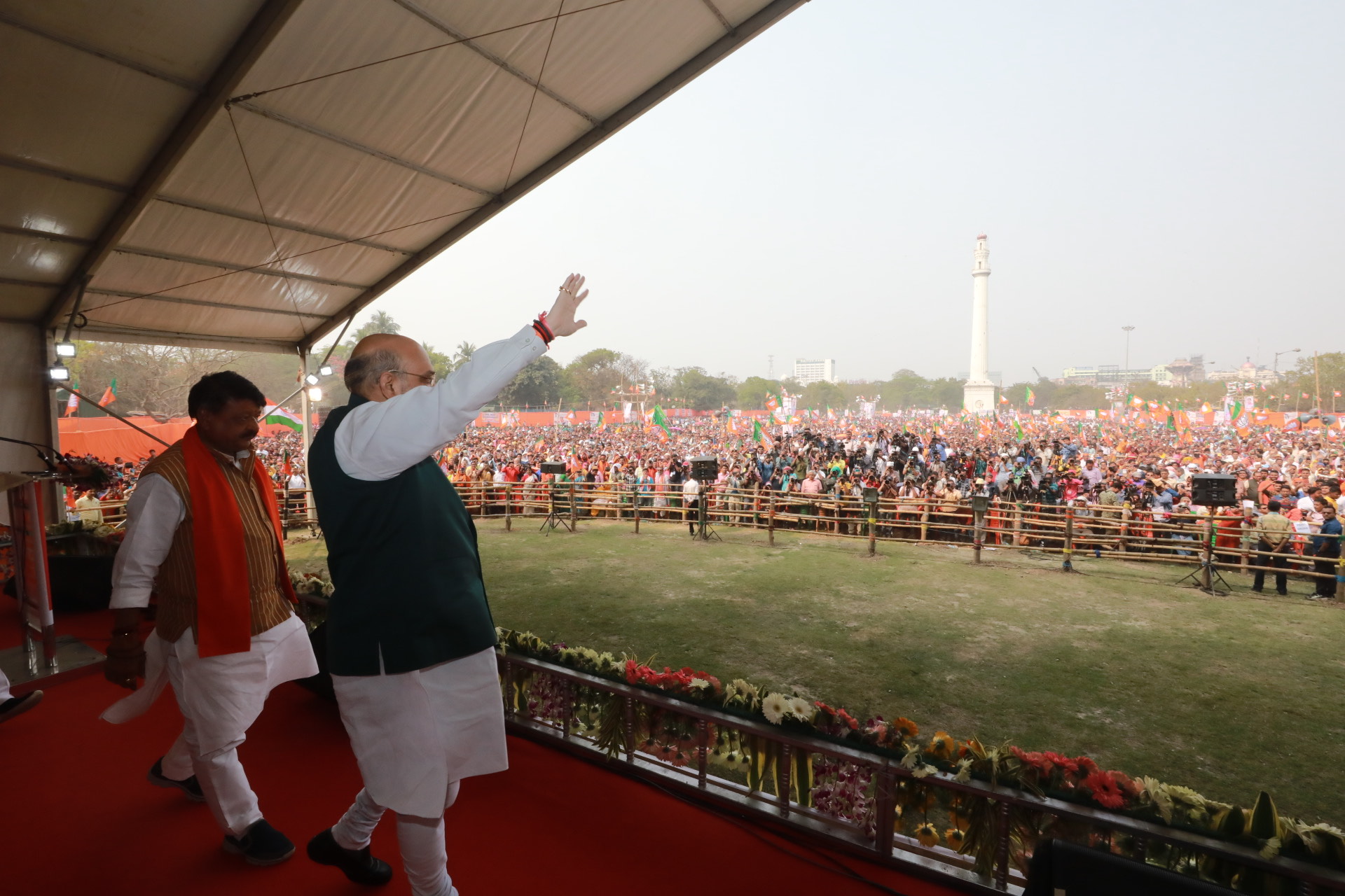 Photographs : Hon'ble Home Minister Shri Amit Shah addressing a public meeting at Shaheed Maidan, Kolkata (West Bengal).