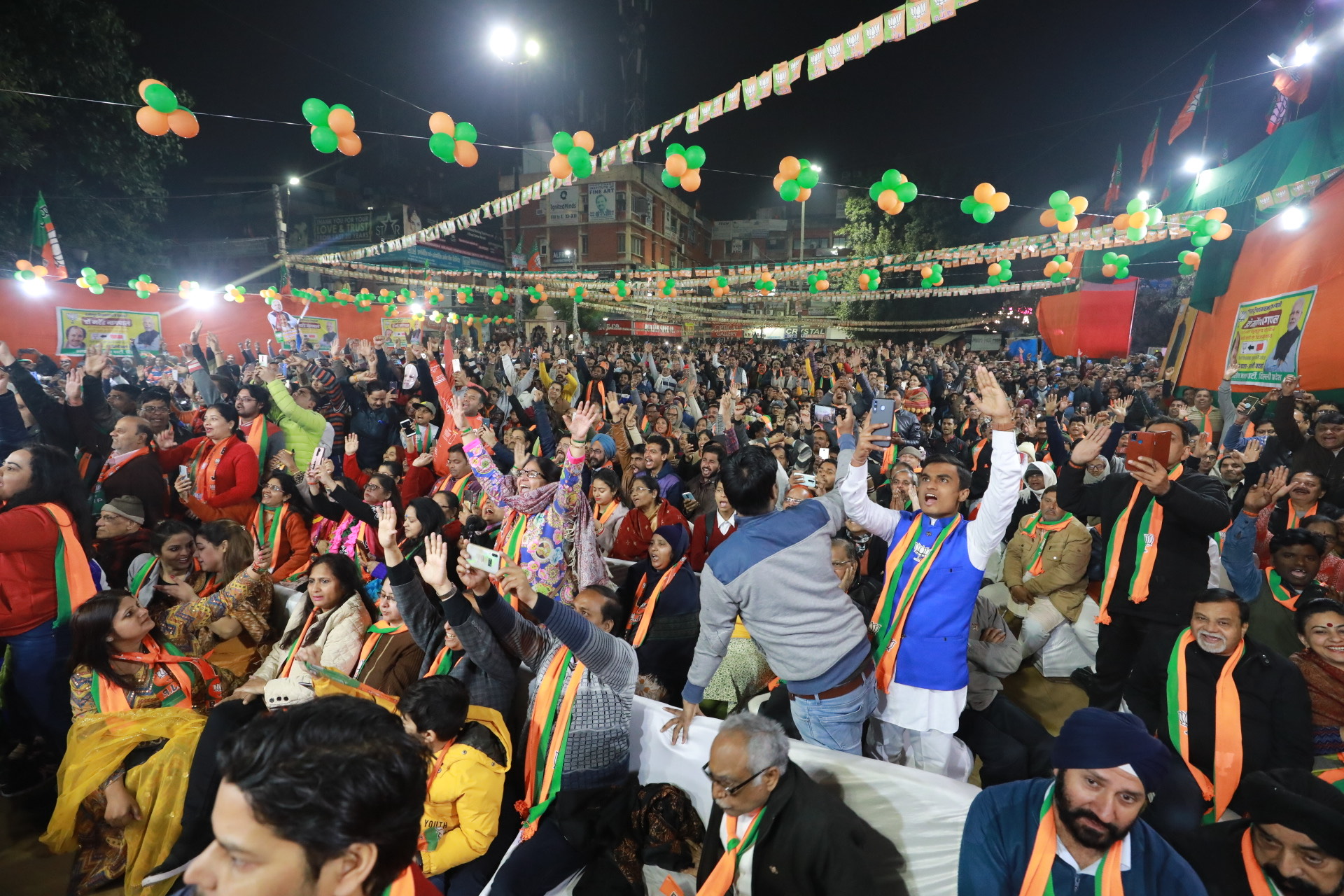 Photographs : Hon'ble Home Minister Shri Amit Shah addressing a public meeting at Central Market, Ashok VIhar, Phase I (Delhi).