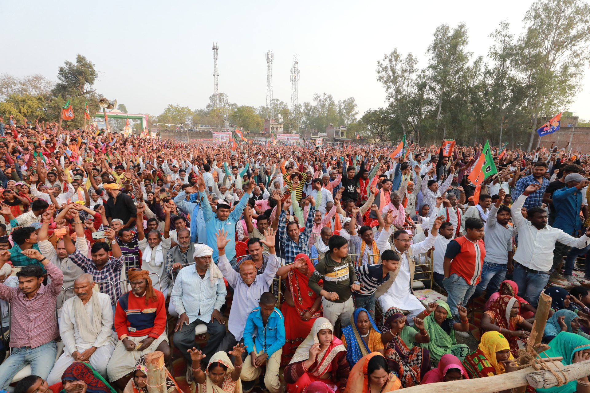 Hon'ble Union Home Minister and Minister of Cooperation Shri Amit Shah addressing a public meeting in Rampur Khas (Pratapgarh) Uttar Pradesh.