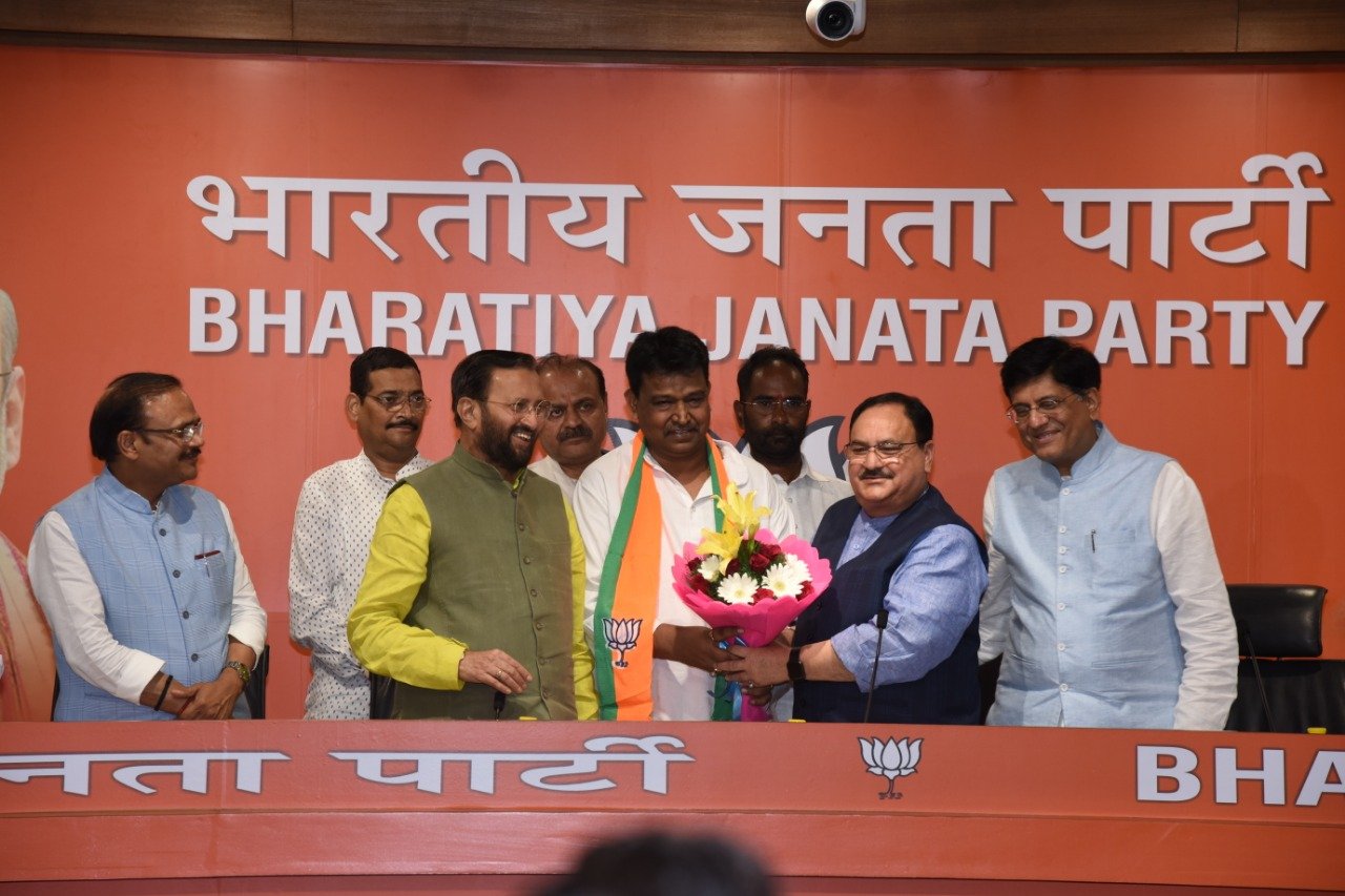  Senior journalist and Ranchi Express Group Chairman Shri Sudhanshu Suman joining BJP in presence of BJP Working President, Shri J.P. Nadda at BJP HQ 6A DDU Marg, New Delhi