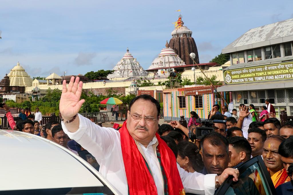 Hon'ble BJP National President Shri J.P. Nadda offered prayers at Shree Jagannath Mandir in Puri (Odisha)