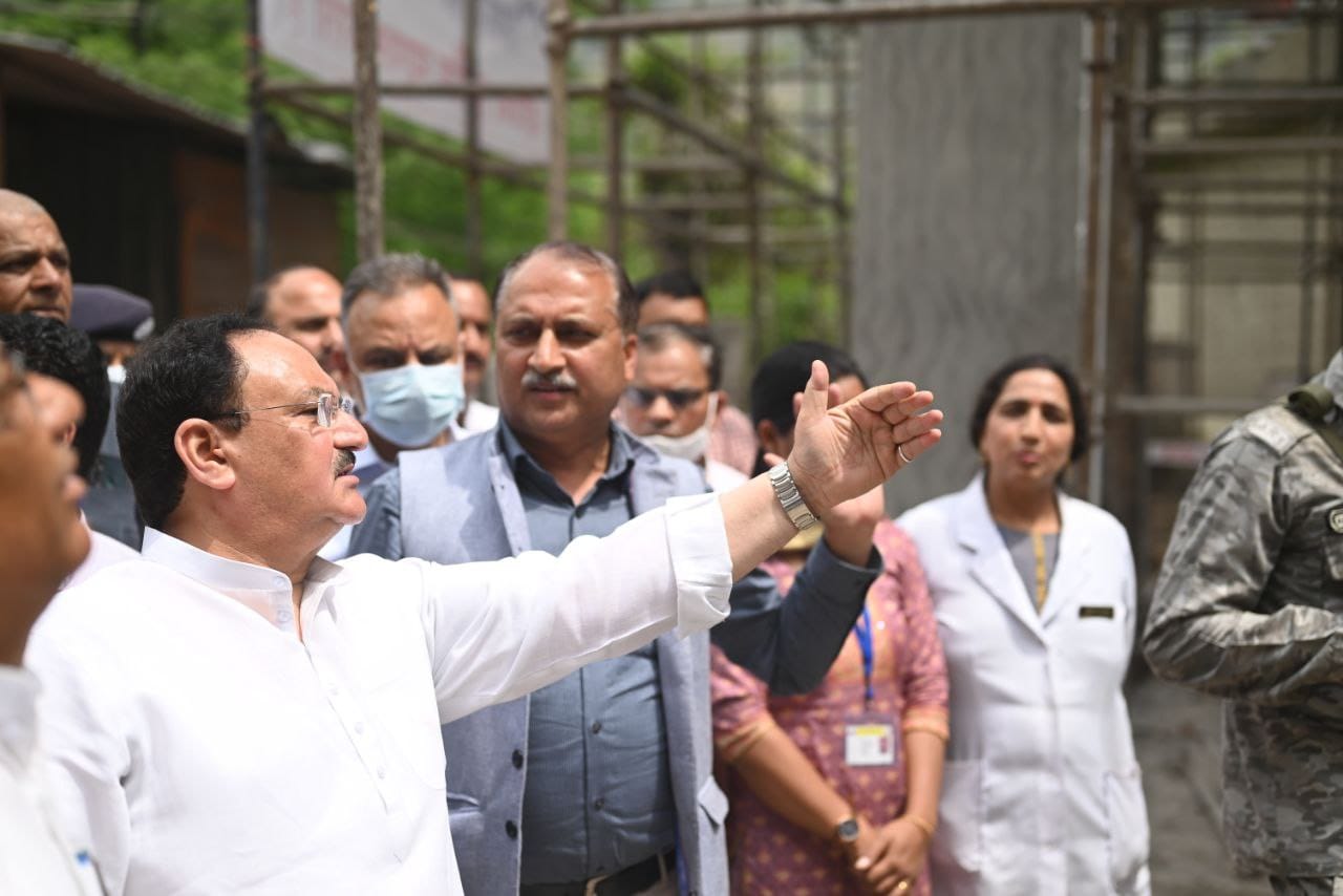 BJP National President Shri J.P. Nadda visited Sadar Hospital in Bilaspur (Himachal Pradesh)