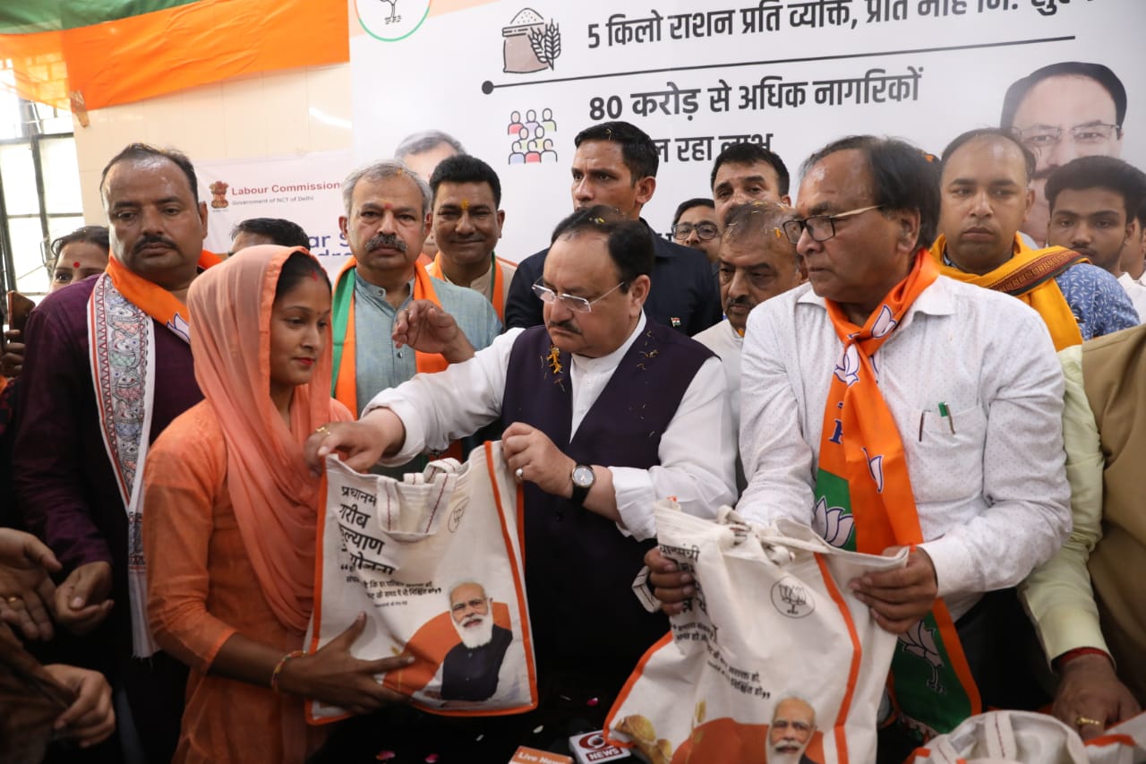 BJP National President Shri J.P. Nadda visited PMGKAY PDS Centre and distributedRation Bags & interacted with beneficiaries at Shastri Park, Kailash Nagar, Delhi