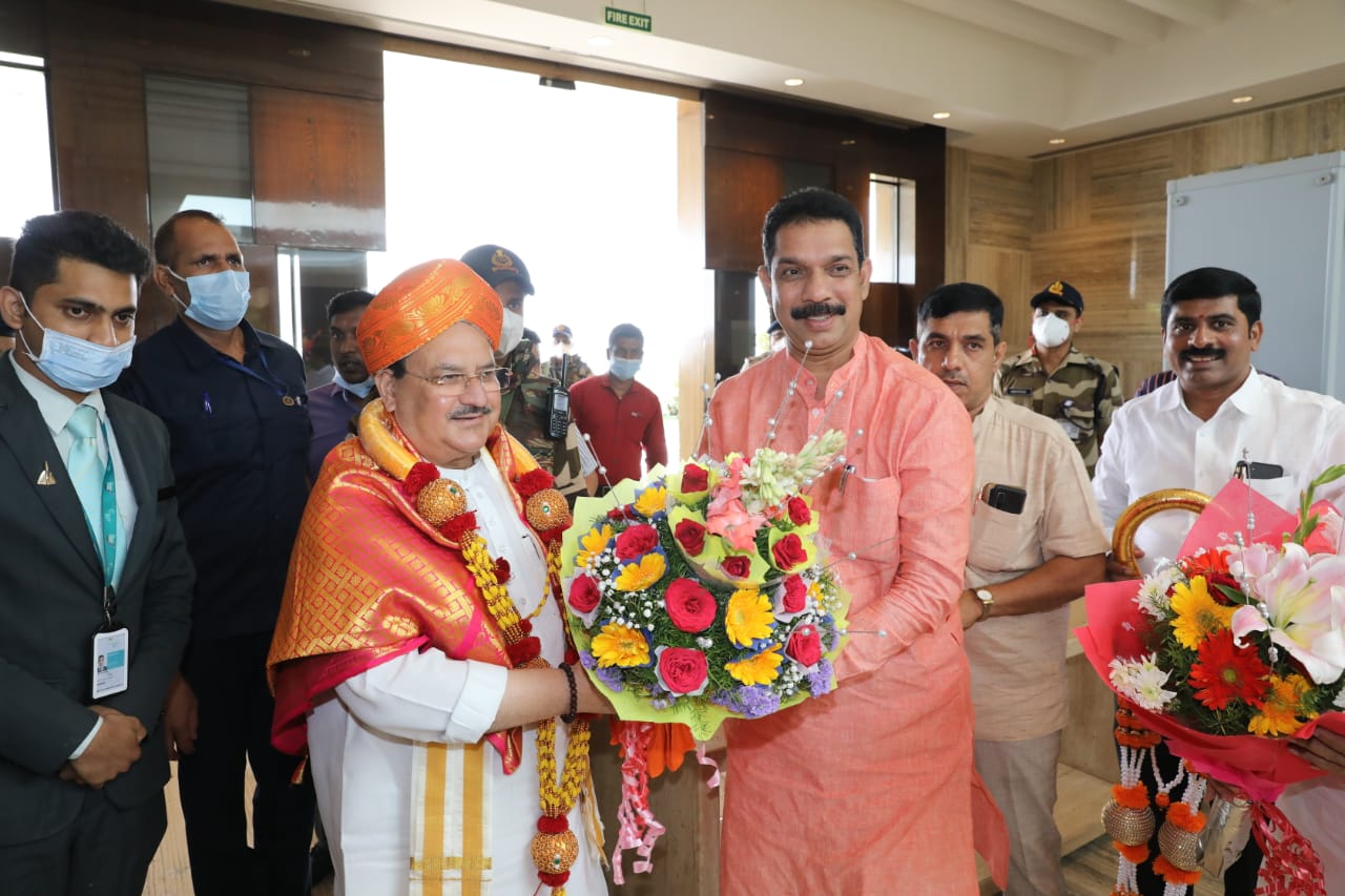  Warm welcome of BJP National President Shri J.P. Nadda on arrival at KIALInt'l Airport, Bengaluru (K'taka)