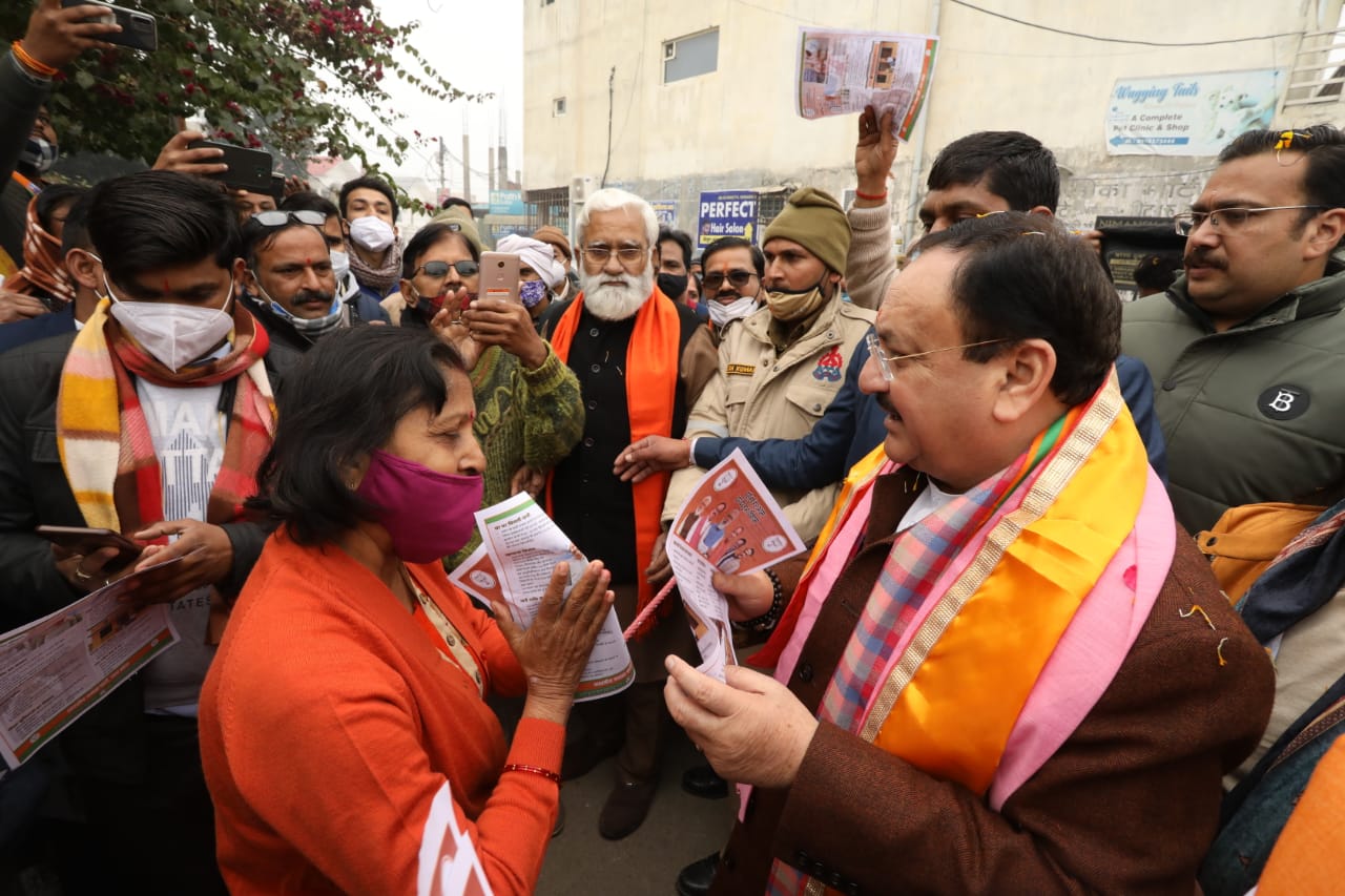  Hon'ble BJP National President Shri J.P. Nadda ji's Door to Door campaign in Mahanagar Colony, Bhojipura Vidhan Sabha, Bareilly (Uttar Pradesh)