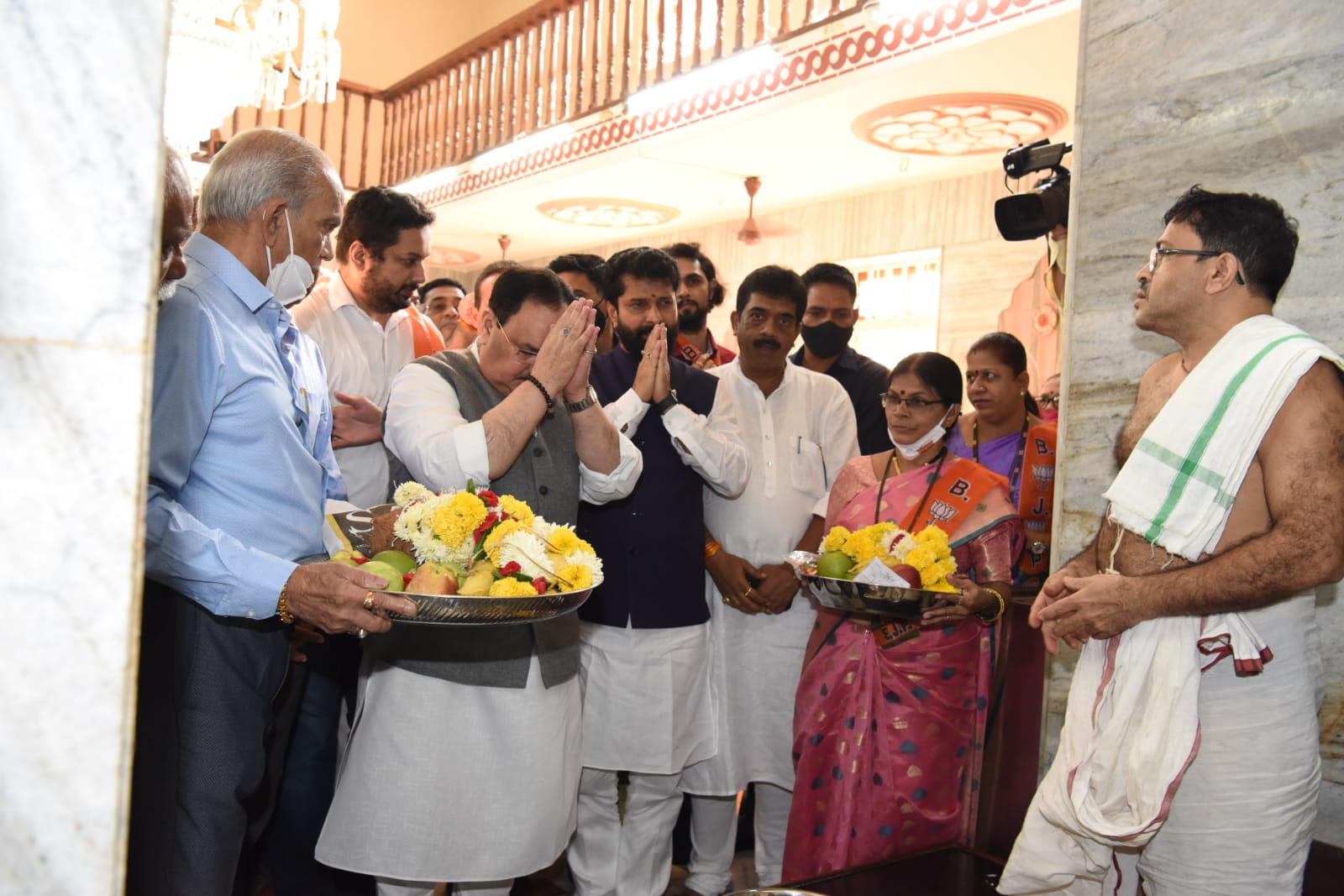 Hon'ble BJP National President Shri J.P. Nadda offered prayers at Mahalaxmi Temple in Panaji (Goa)