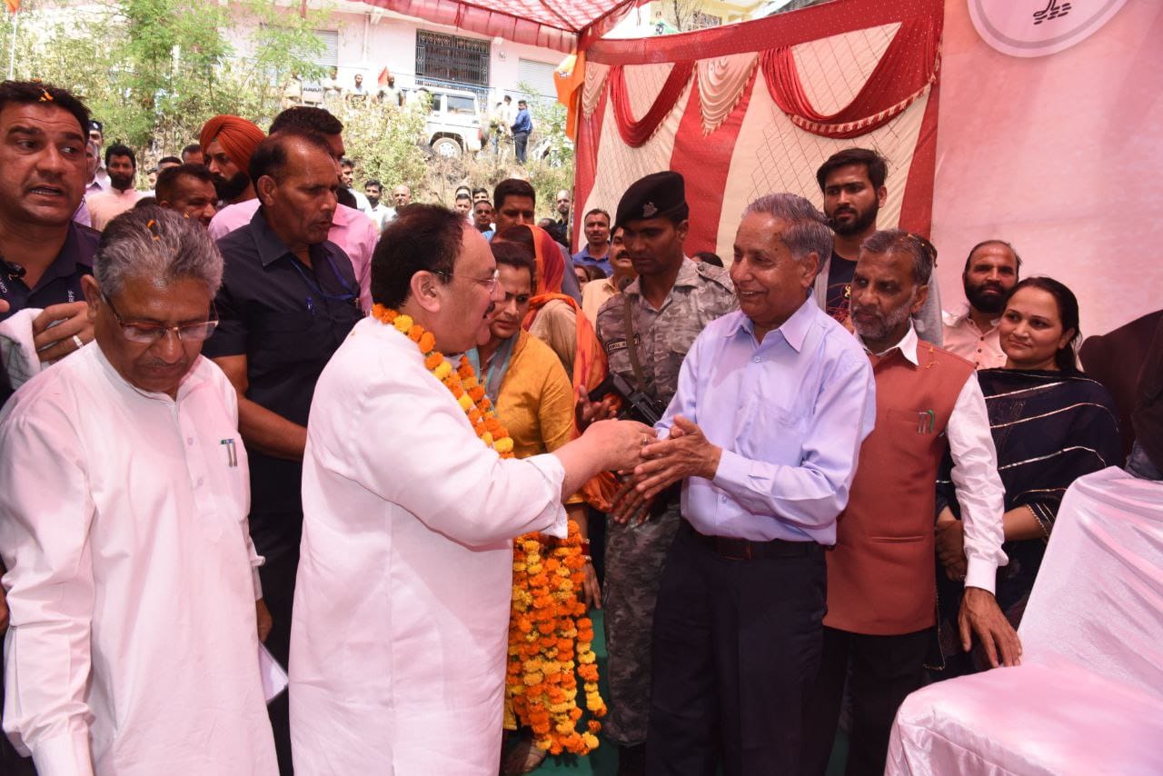 BJP National President Shri J.P. Nadda ji's warm welcome in Mandrighat, Bilaspur (Himachal Pradesh)