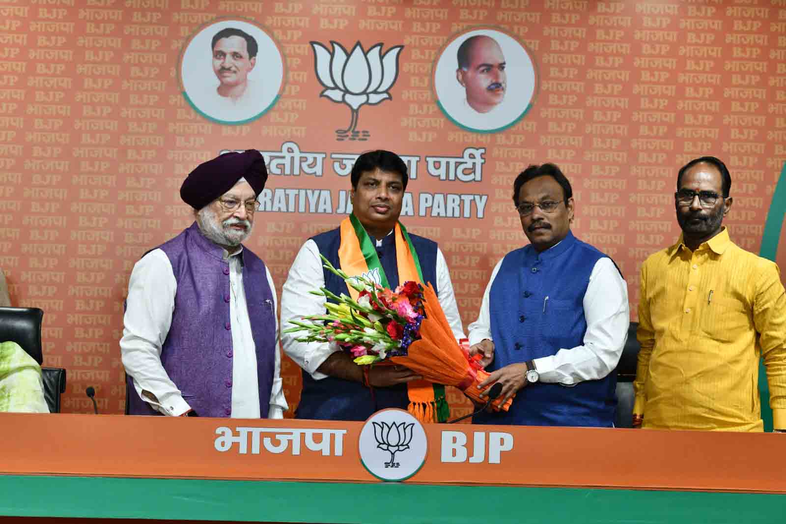 Dr. Jahanzaib Sirwal, former IAS Parampal Kaur & Shri Rohan Gupta join the BJP in New Delhi