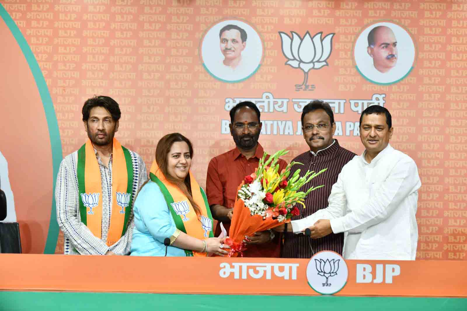 Former INC National Media Coordinator Sushri Radhika Khera and renowned actor Shri Shekhar Suman have joined the Bharatiya Janata Party