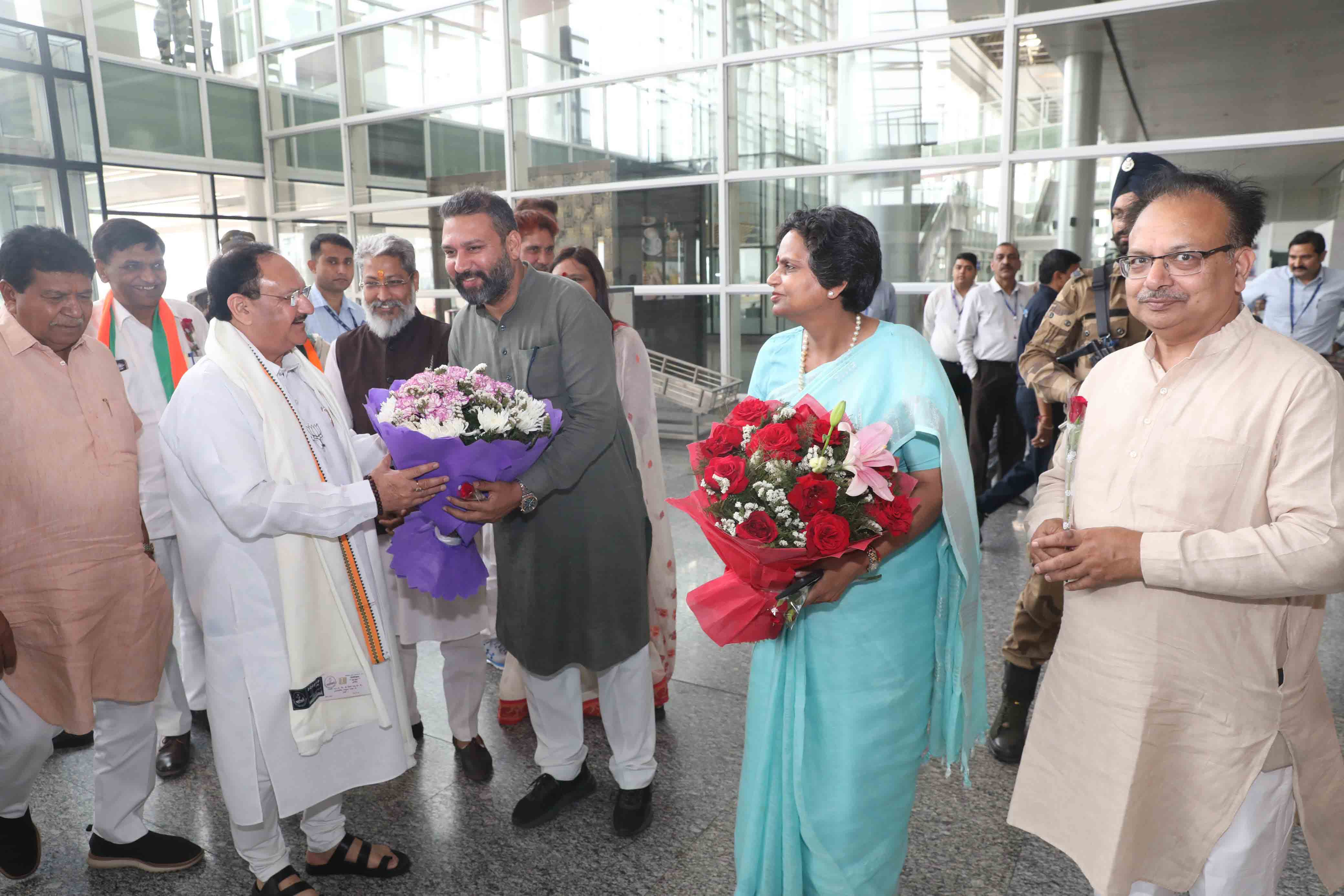 Grand welcome of Hon'ble BJP National President Shri J.P. Nadda on arriavl at Shahid Bhagat Singh Int'l Airport, Chandigarh