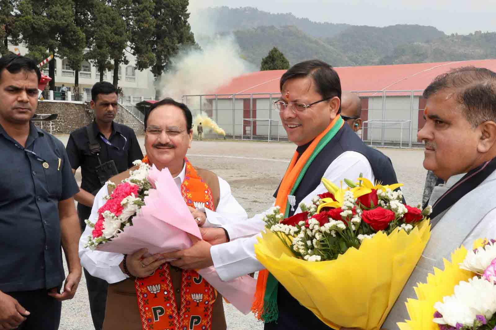 Grand welcome of Hon'ble BJP National President Shri J.P. Nadda on arrival at Mussoorie (Uttarakhand)