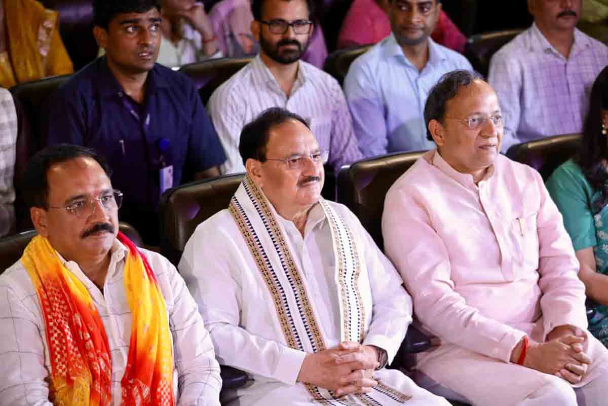 Hon'ble BJP National President Shri J.P. Nadda listening to Hon'ble Prime Minister Shri Narendra Modi ji's Mann ki Baat with Booth Karyakartas at K'taka Sangh Auditorium, Sec. 13, R.K. Puram, New Delhi