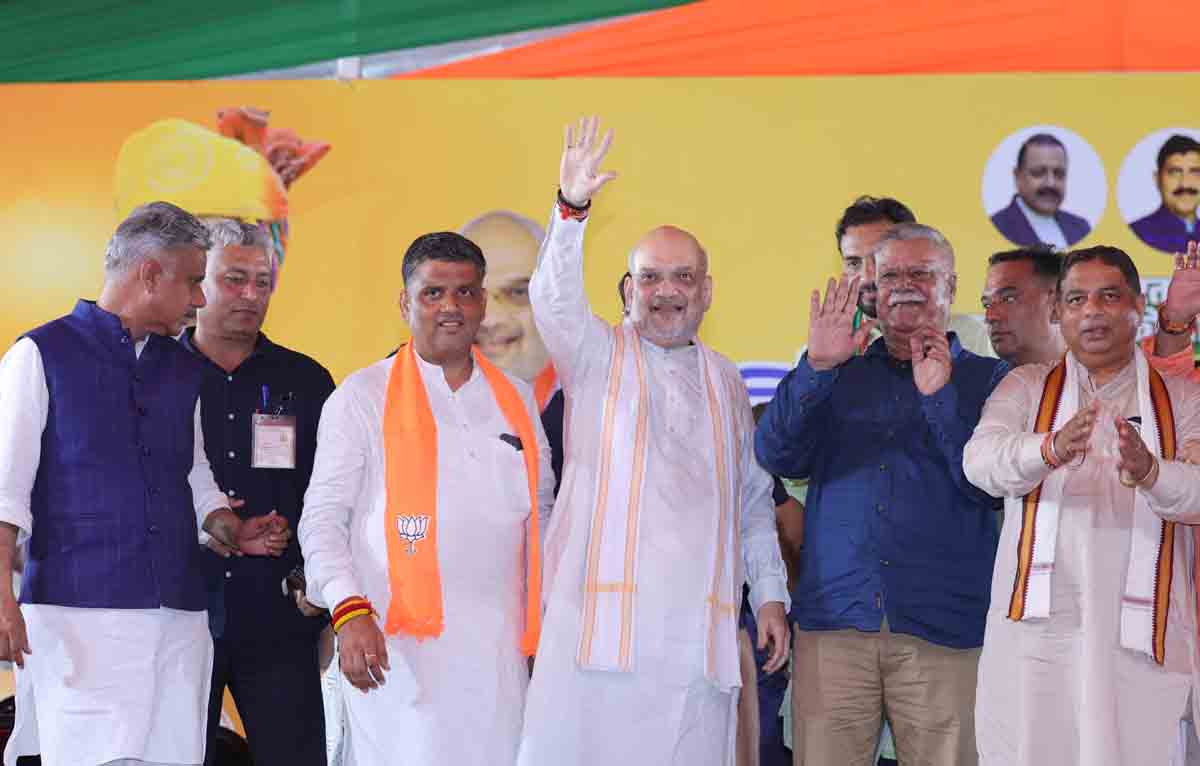 Hon'ble Union Home Minister and Minister of Cooperation Shri Amit Shah addressing the public rally in J&K.