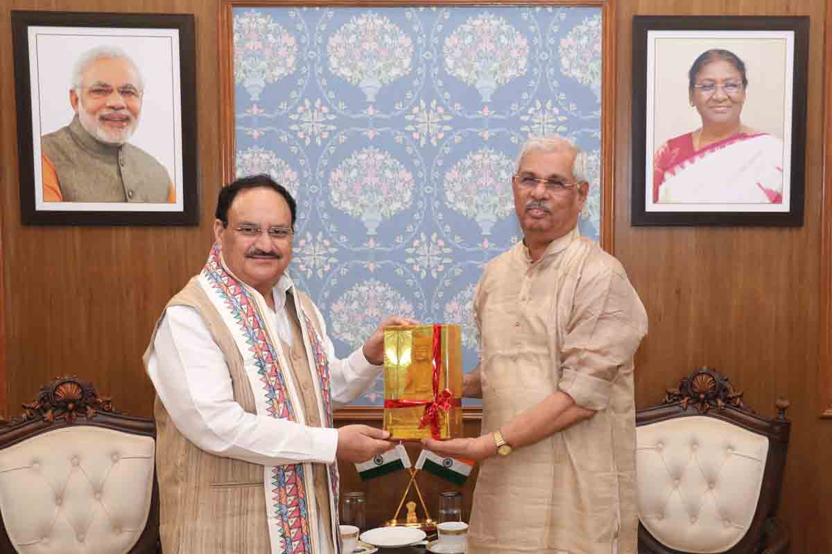 Hon’ble BJP National President Shri J.P. Nadda met Hon’ble Governor of Bihar Shri Rajendra Vishvnath Aarlekar ji in Patna (Bihar)