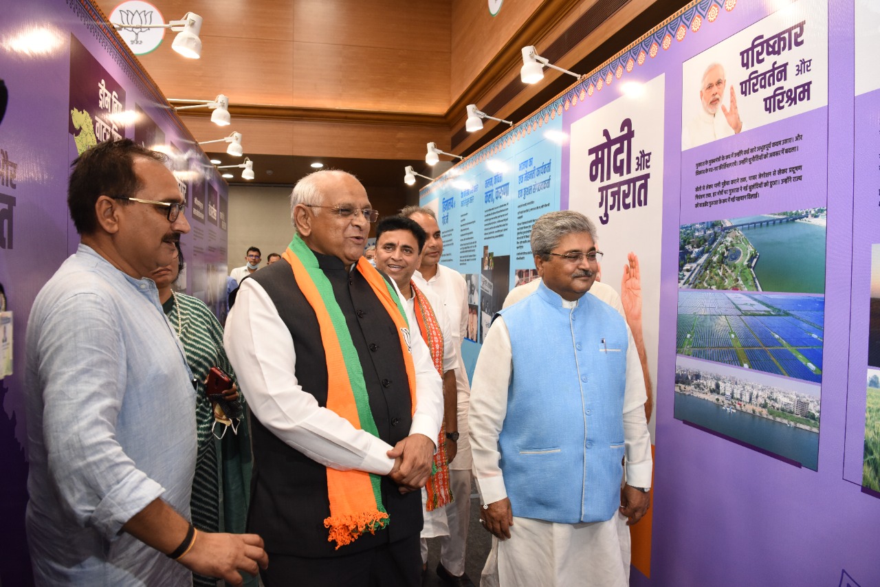  Hon’ble Chief Minister of Gujarat, Shri Bhupendra Patel during his first visit to Delhi, visiting the photo exhibition on the biography of Hon’ble Prime Minister Shri Narendra Modi ji at the BJP Central Office