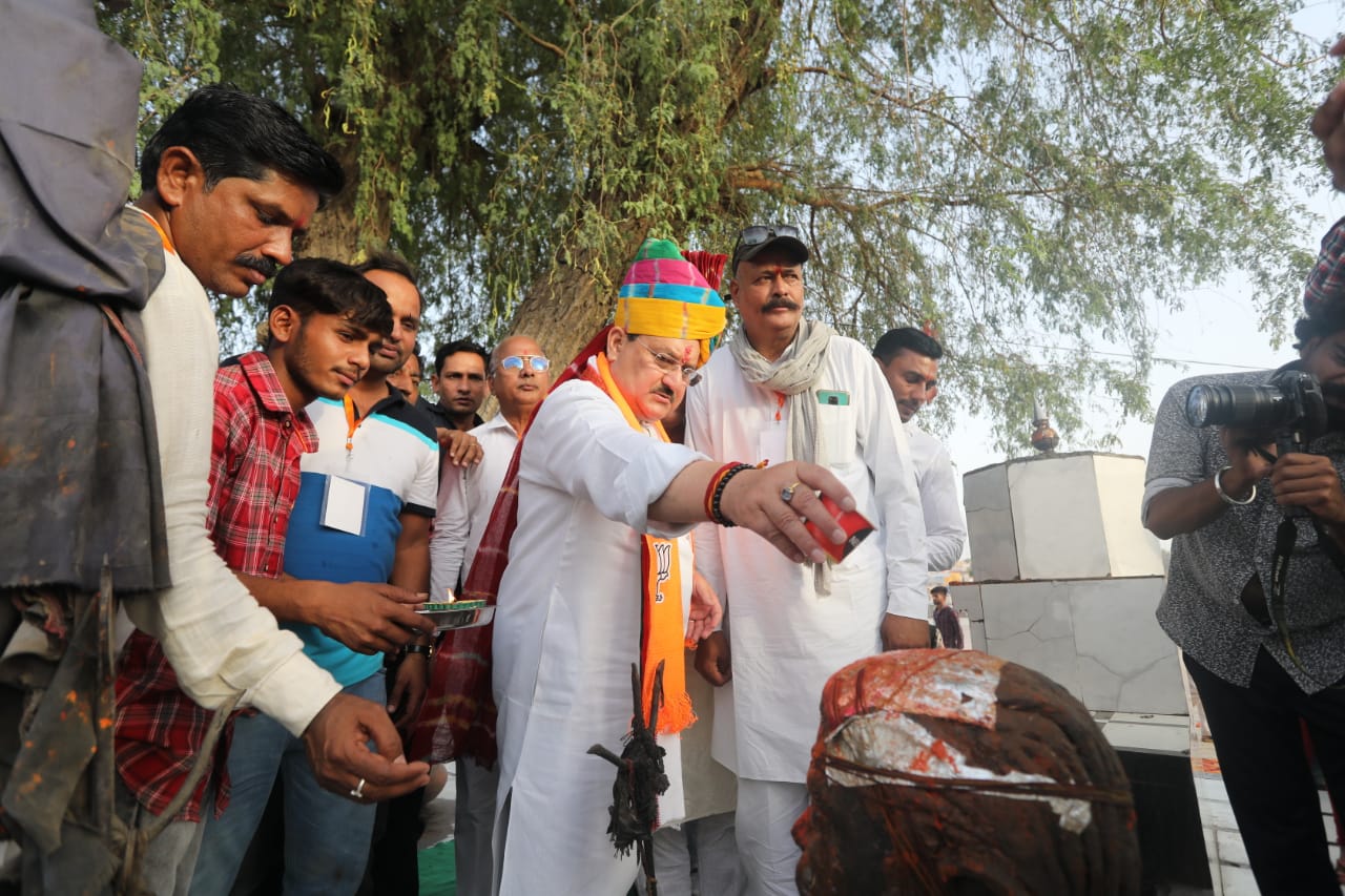 BJP National President Shri J.P. Nadda offered prayers at "Prachin Ramdev Baba Mandir" in Suratgarh (Rajasthan)