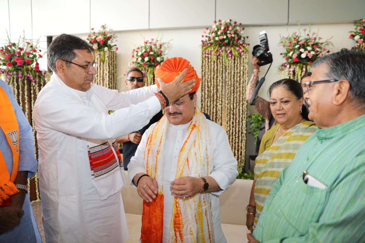 Grand welcome of BJP National President Shri J.P. Nadda on arrival at Jaipur Airport (Rajasthan)