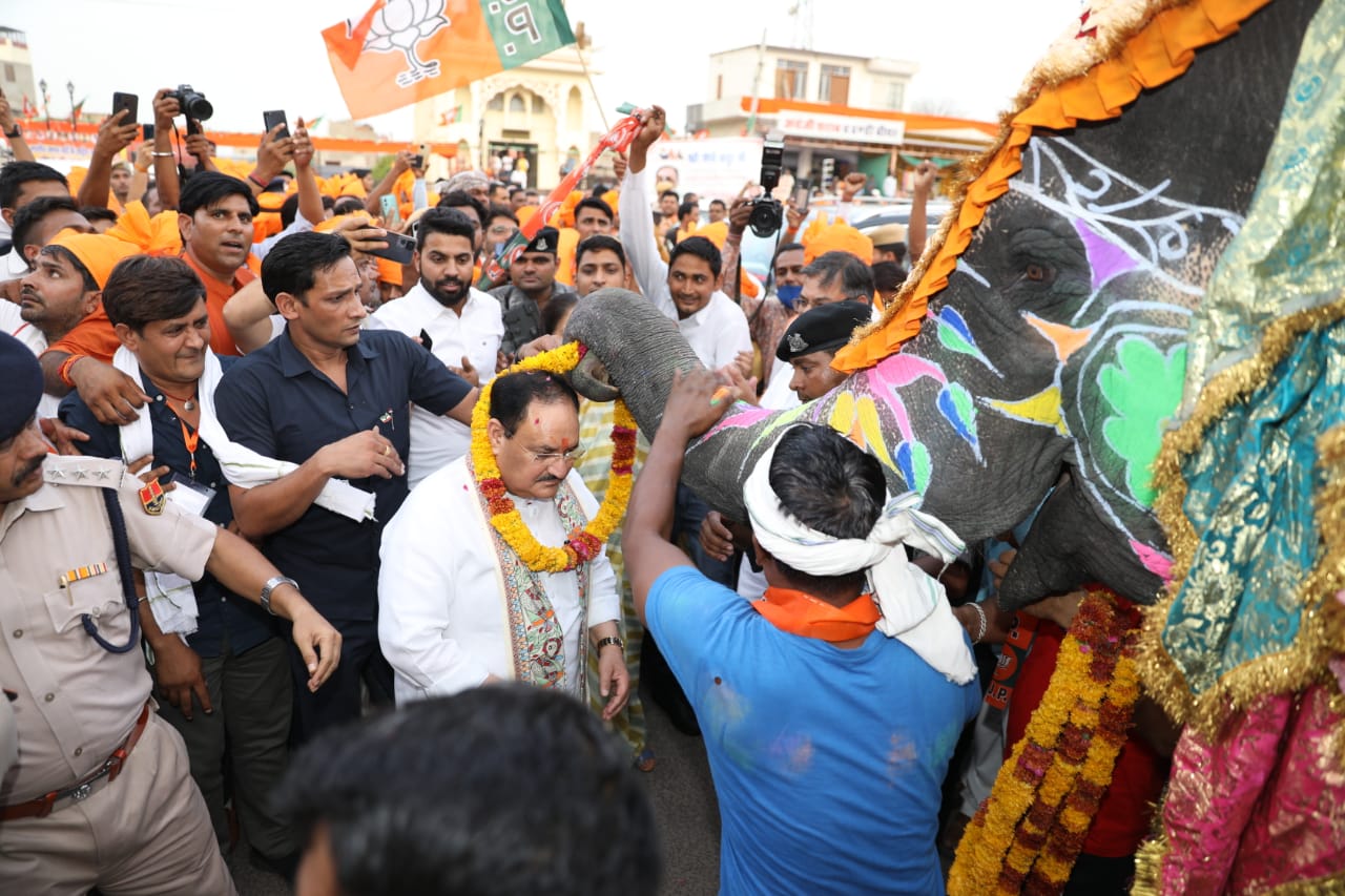 Warm welcome of BJP National President Shri J.P. Nadda at Amer Kund, Jaipur (Rajasthan)