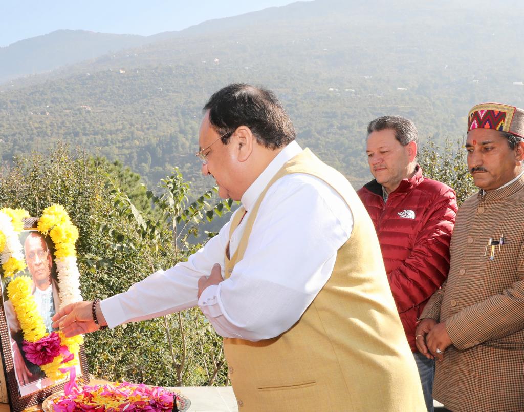  Hon'ble BJP National President Shri J.P. Nadda paid floral tributes to Sardar Vallabhbhai Patel on his Birth Anniversary in Kullu (Himachal Pradesh)