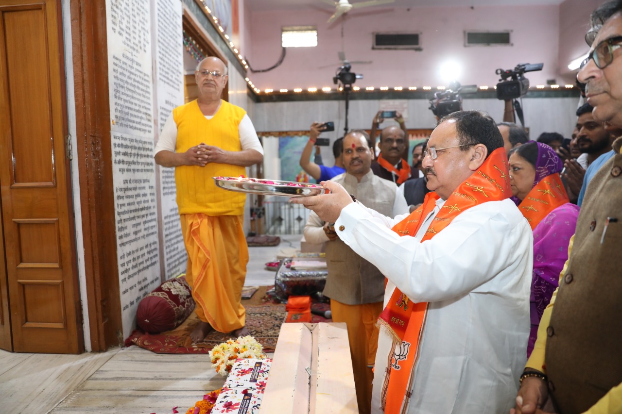 BJP National President Shri J.P. Nadda offered prayers at Sri Ram Mandir, Adarsh Nagar, Jaipur (Rajasthan)