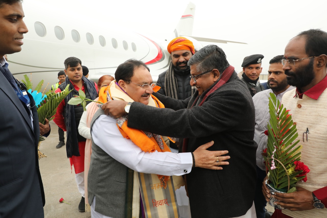 Grand welcome of BJP National President Shri J.P. Nadda on arrival at Jaiprakash Narayan Airport, Patna (Bihar)