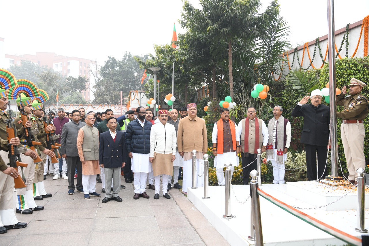 BJP National Vice President and Former CM of Chhattisgarh Dr. Raman Singh hoisting the National Flag on the occasion of Republic Day at BJP HQ, 6A DDU Marg, New Delhi