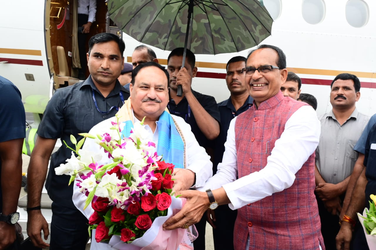 Grand welcome of BJP National President Shri J.P. Nadda on arrival in Bhopal (Madhya Pradesh)