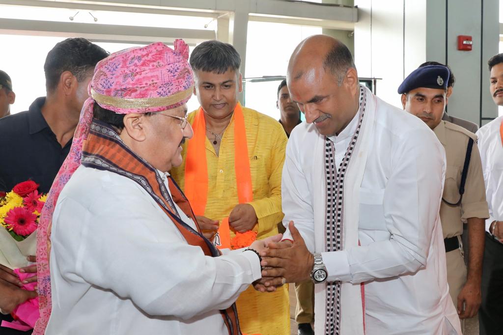 Grand welcome of Hon'ble BJP National President Shri J.P. Nadda on arrival at Jaipur Airport (Rajasthan)