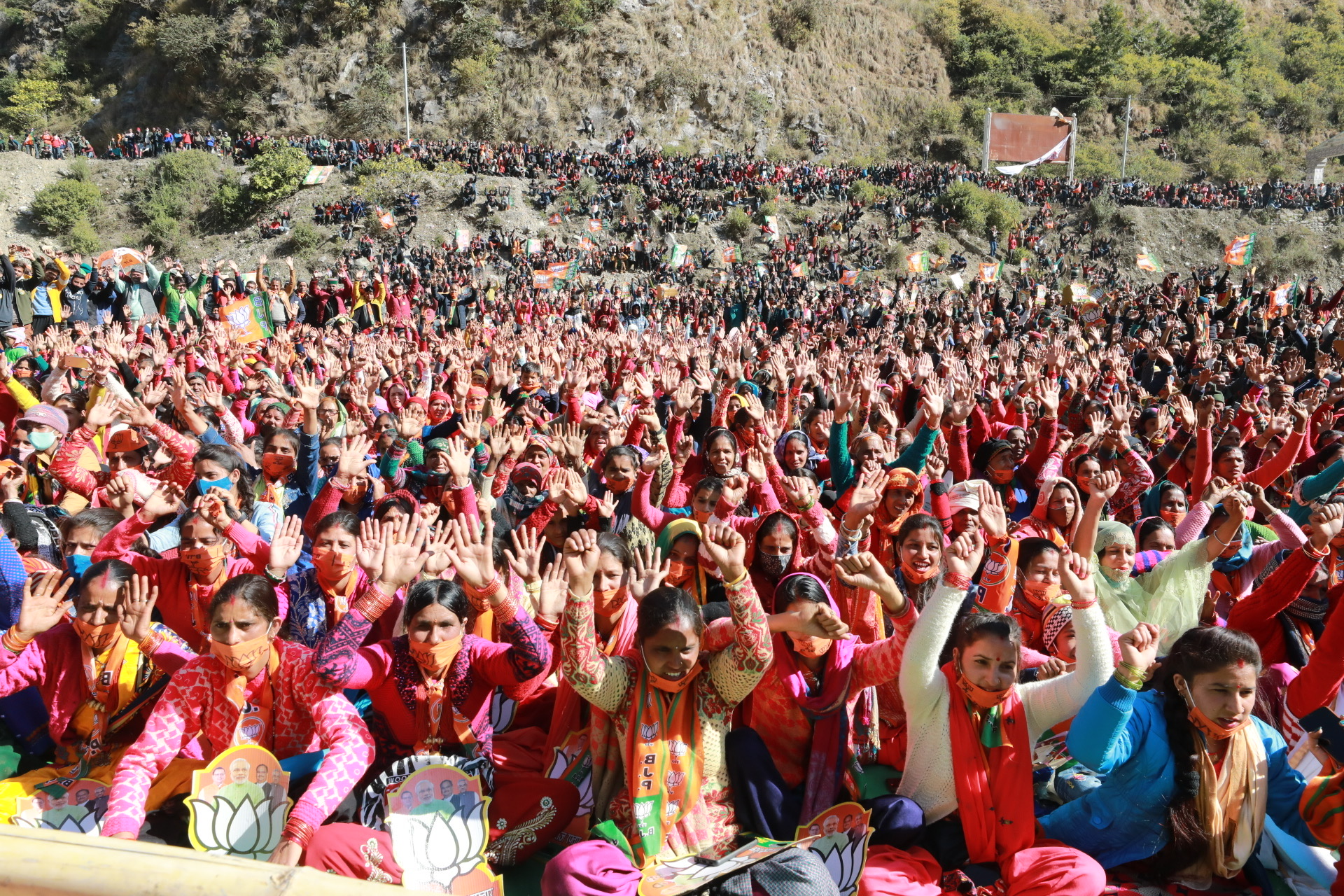 Hon'ble Union Home Minister & Minister of Cooperation Shri Amit Shah addressing a public meeting in Dhanaulti (Uttarakhand)