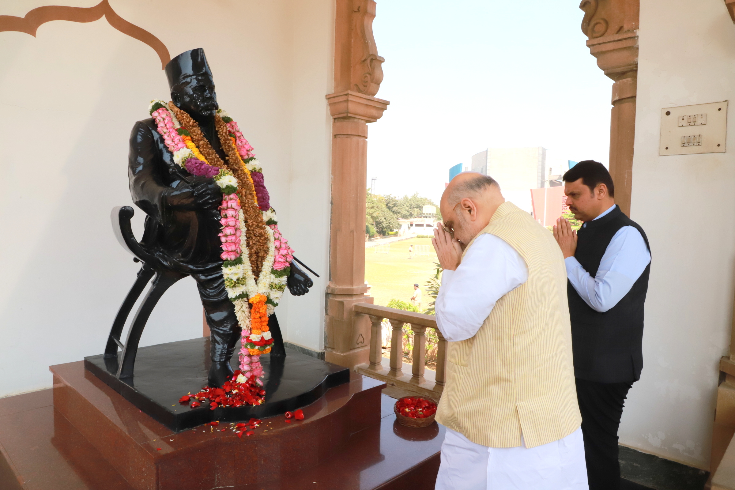 Hon'ble Union Home Minister and Minister of Cooperation Shri Amit Shah paid floral tributes to the founder of Rashtriya Swayamsevak Sangh Dr. Hedgewar ji & respected Guruji in Nagpur