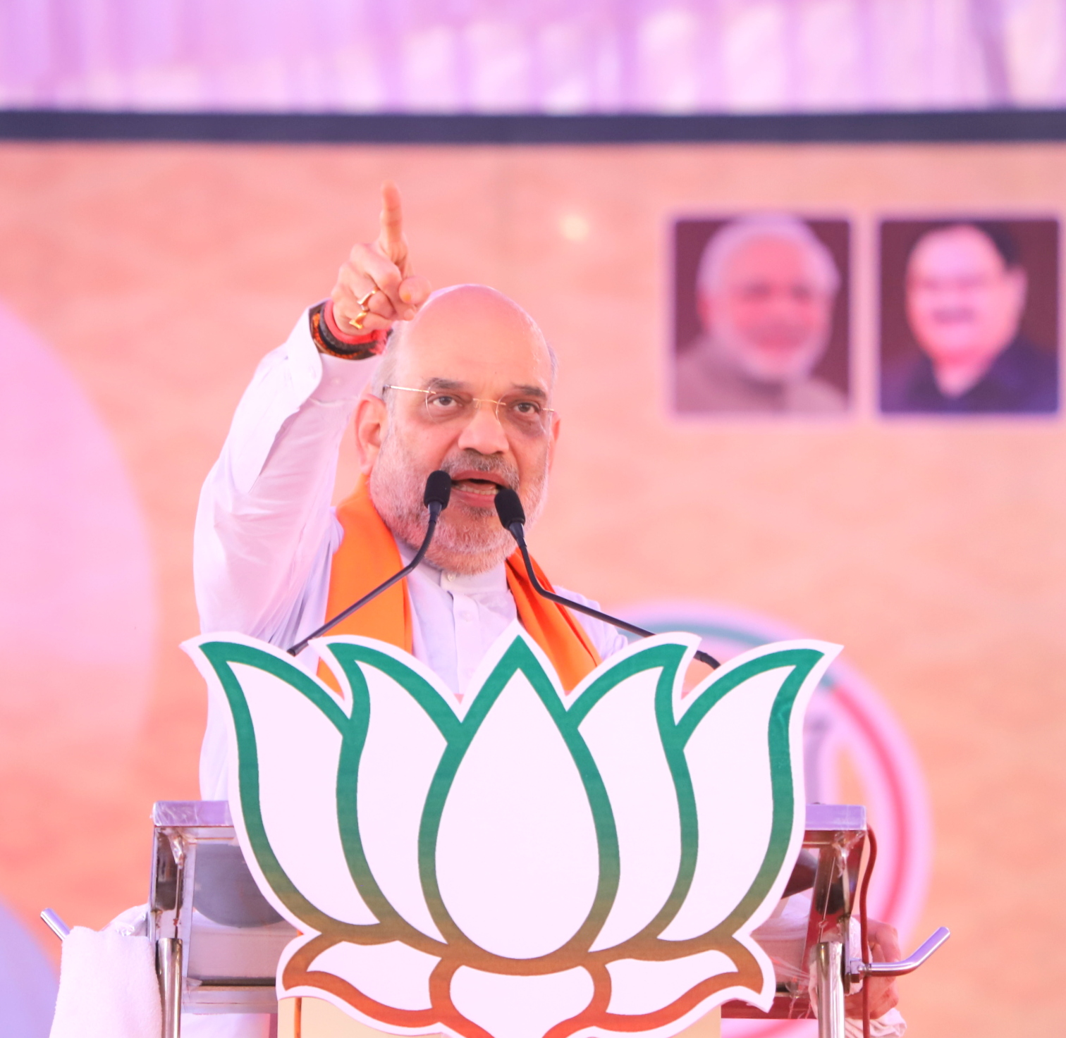 Hon'ble Union Home Minister & Minister of Cooperation Shri Amit Shah addressing a public meeting in Chikkodi-Sadalga (Karnataka).