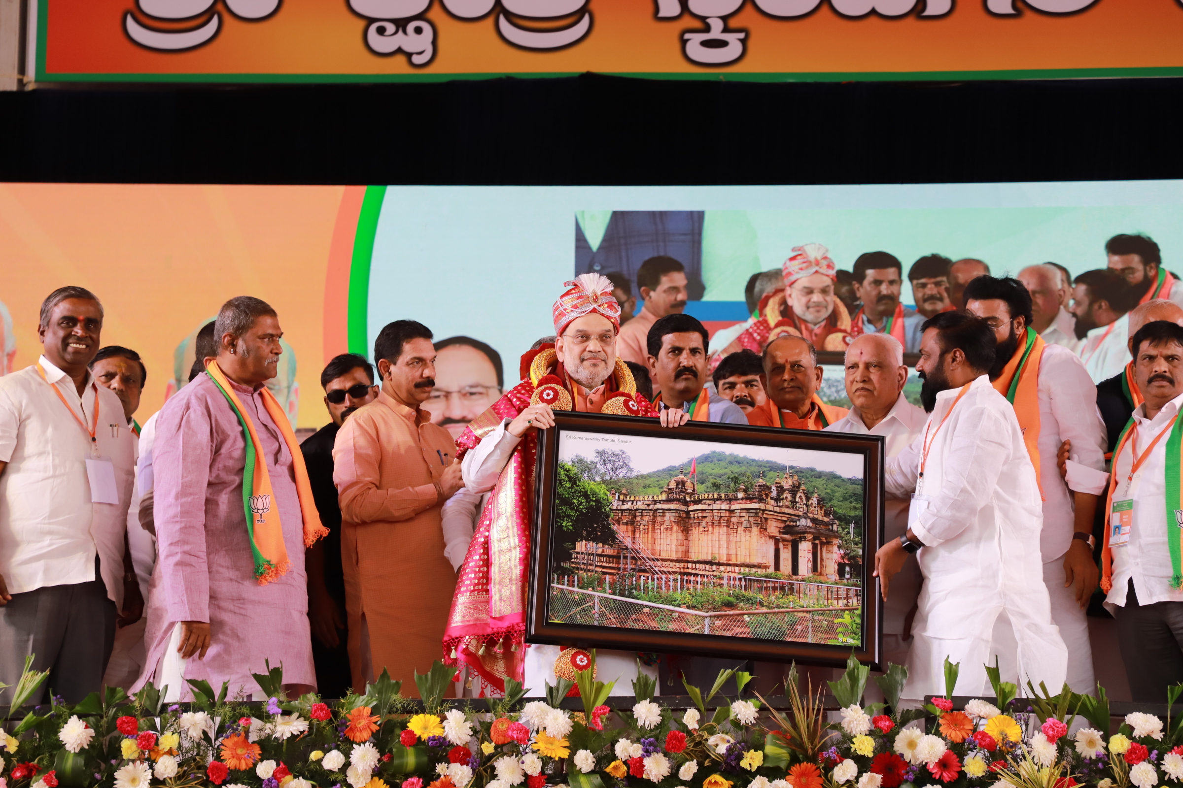 Hon'ble Union Home Minister and Minister of Cooperation Shri Amit Shah while addressing "Vijay Sankalp Samavesh" at Sandur Residential School Ground, Sandur, Bellary (K'taka)