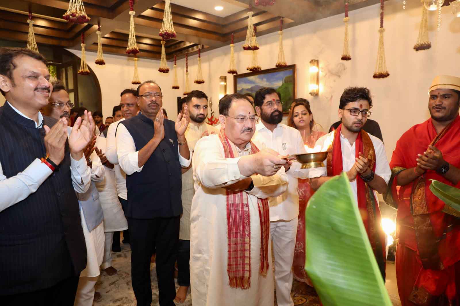 BJP National President Shri J.P. Nadda offered prayers Bhagwan Ganesh ji at residence of Maharashtra CM Shri Eknath Shinde in Malabar Hills, Mumbai