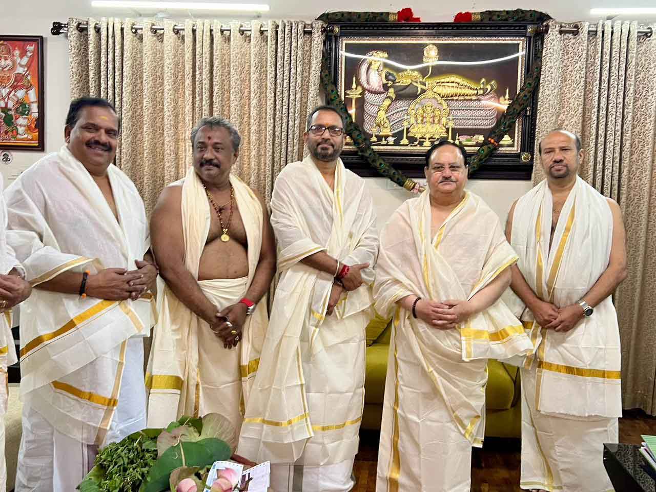 Hon'ble BJP National President Shri J.P. Nadda offered prayers at Sree Padmanabhaswamy Temple in Thiruvananthapuram (Kerala)