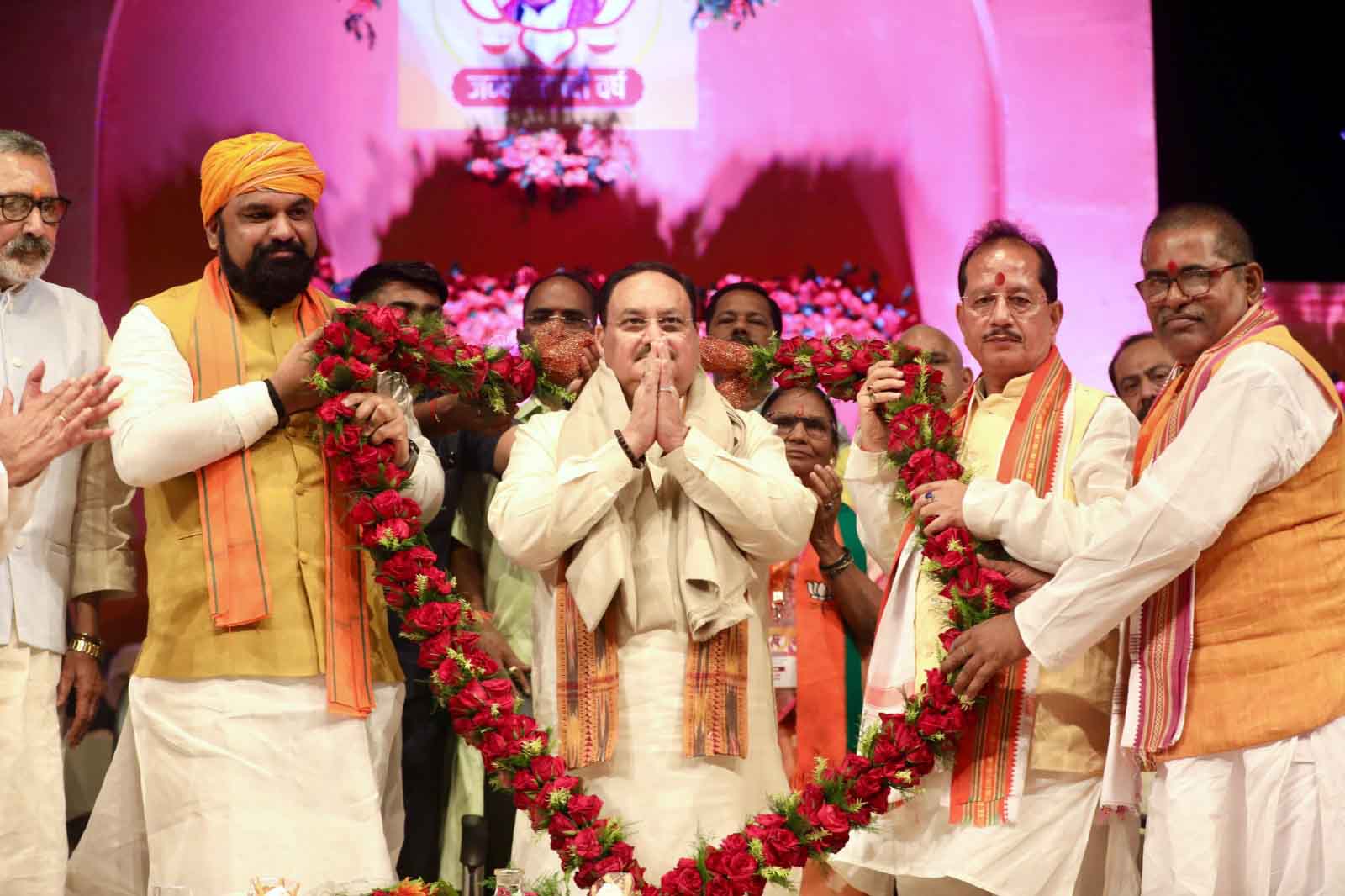 Hon'ble BJP National President Shri J.P. Nadda paid tributes to Shraddhey Kailashpati Mishra ji on his Janm Shatabdi Samaroh in Patna (Bihar)