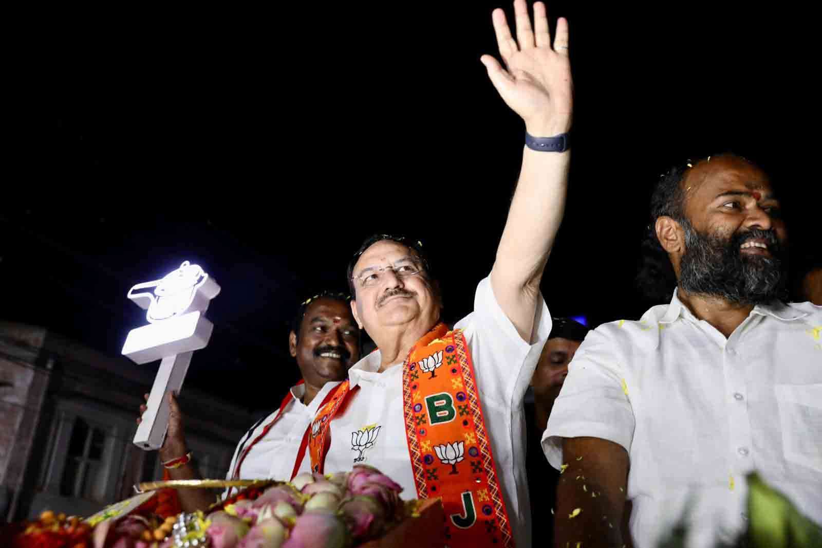 Road Show of Hon'ble BJP National President Shri J.P. Nadda in Tiruchirapalli (T.N.) from Gandhi Market Arch to Malaikotai Vasal