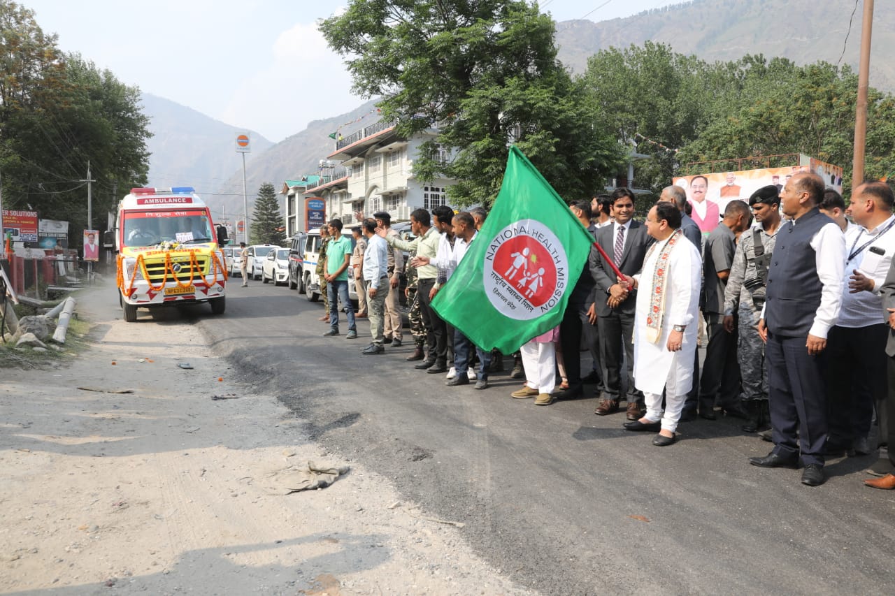 BJP National President Shri J.P. Nadda flagging off 50 New Ambulances in Kullu (Himachal Pradesh)