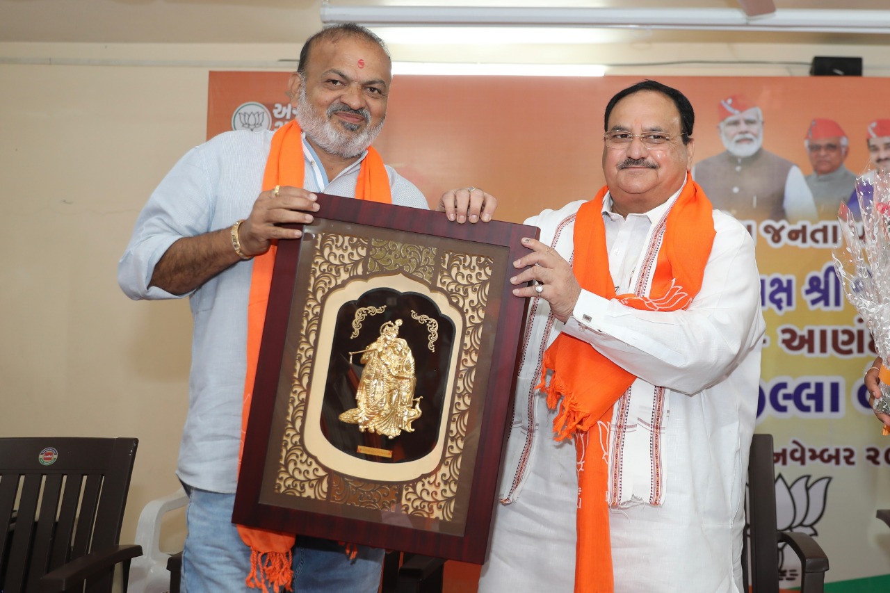 BJP National President Shri J.P. Nadda addressing Gujarat BJP State Office Bearers Meeting at Kamalam Office, Kheda (Gujarat)